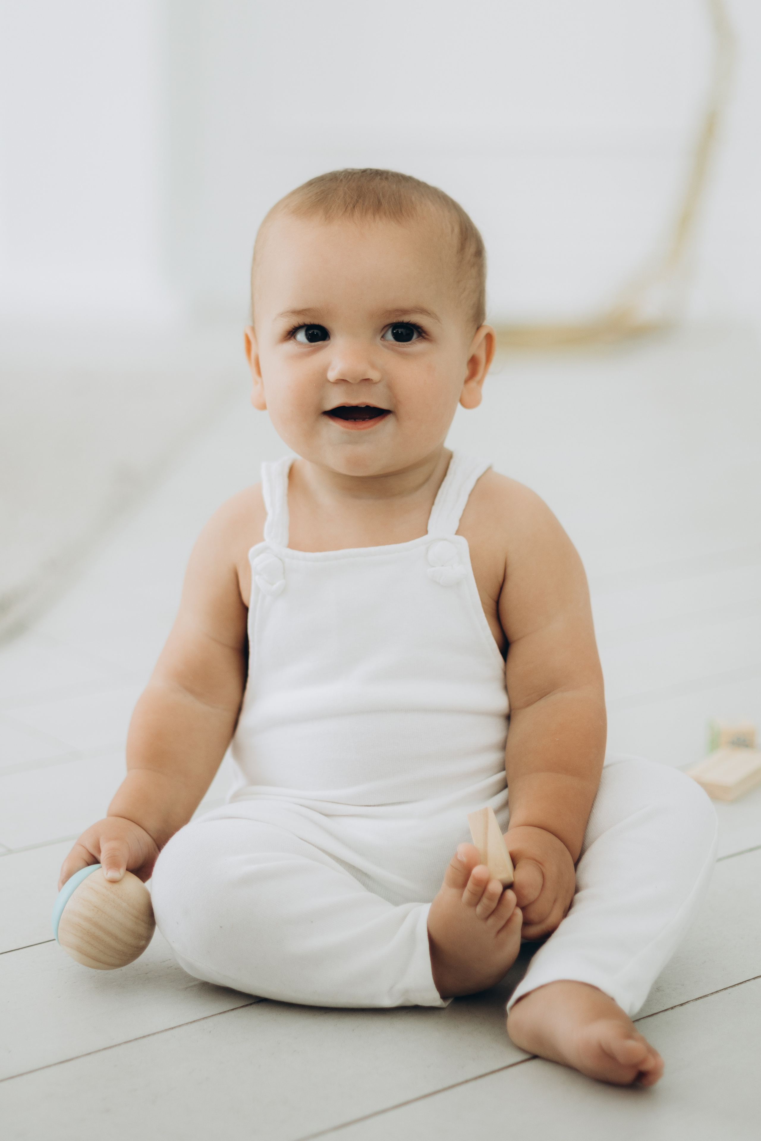 Cake smash. Wedding Photographer Toronto