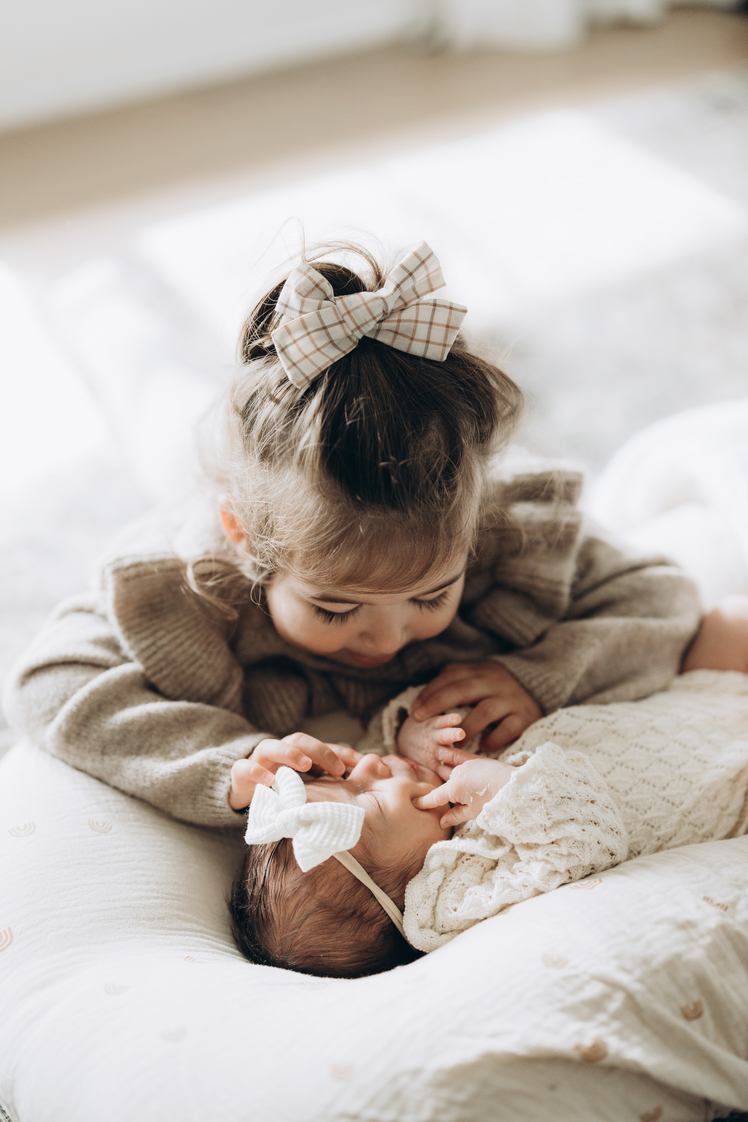 Newborn/family photo session. Wedding Photographer Toronto