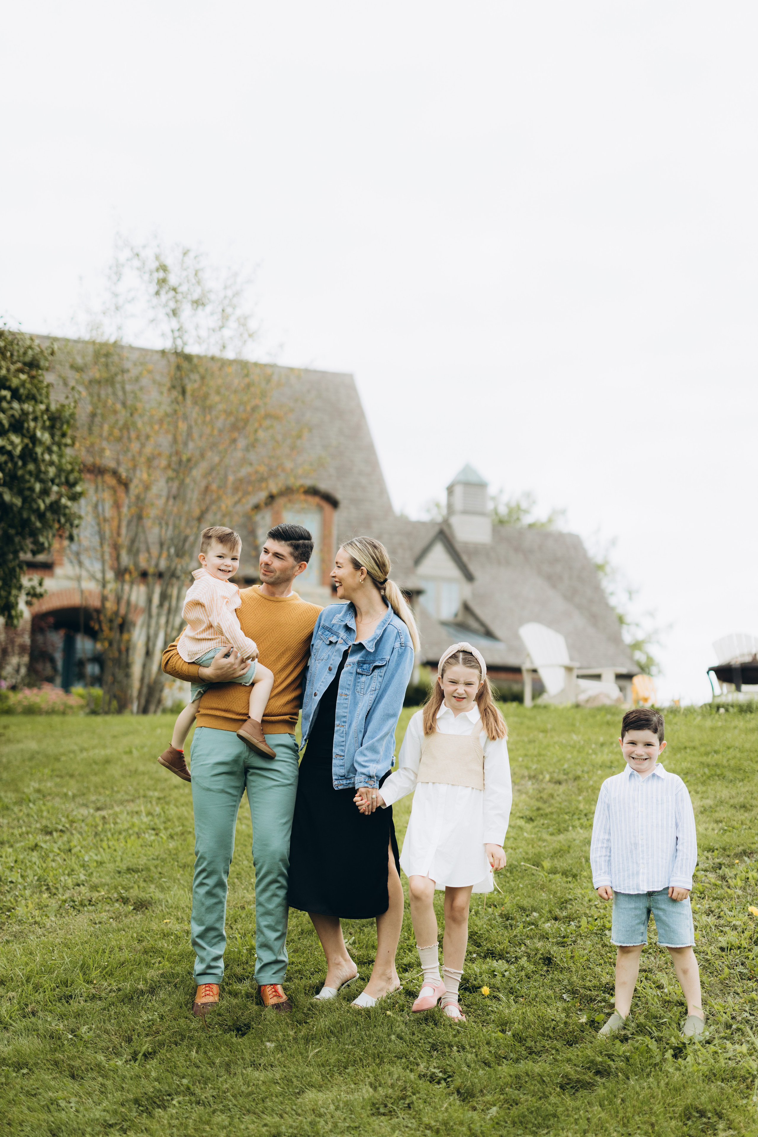 Fall family session. Wedding Photographer Toronto
