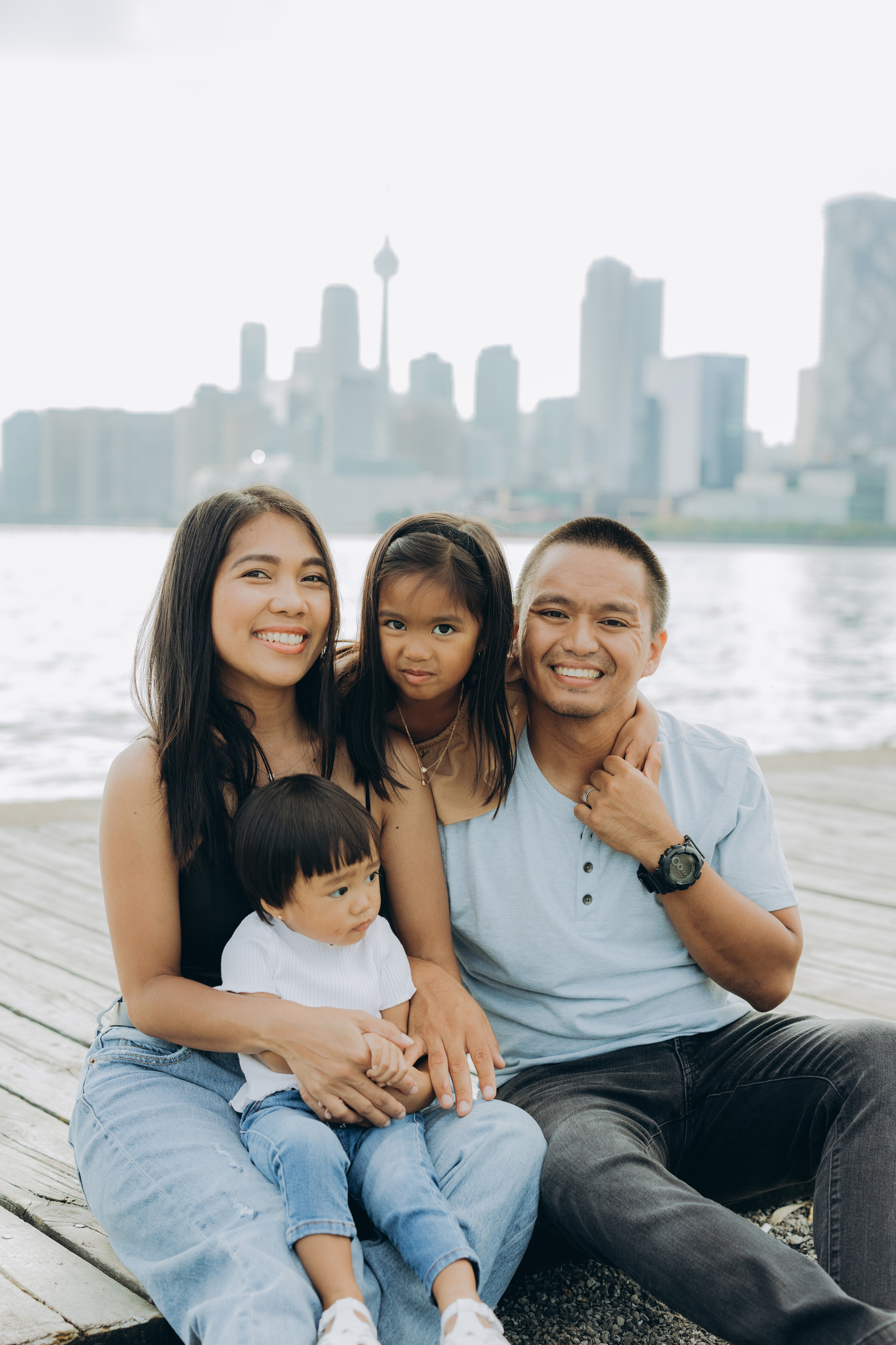 Family session in Toronto. Wedding Photographer Toronto