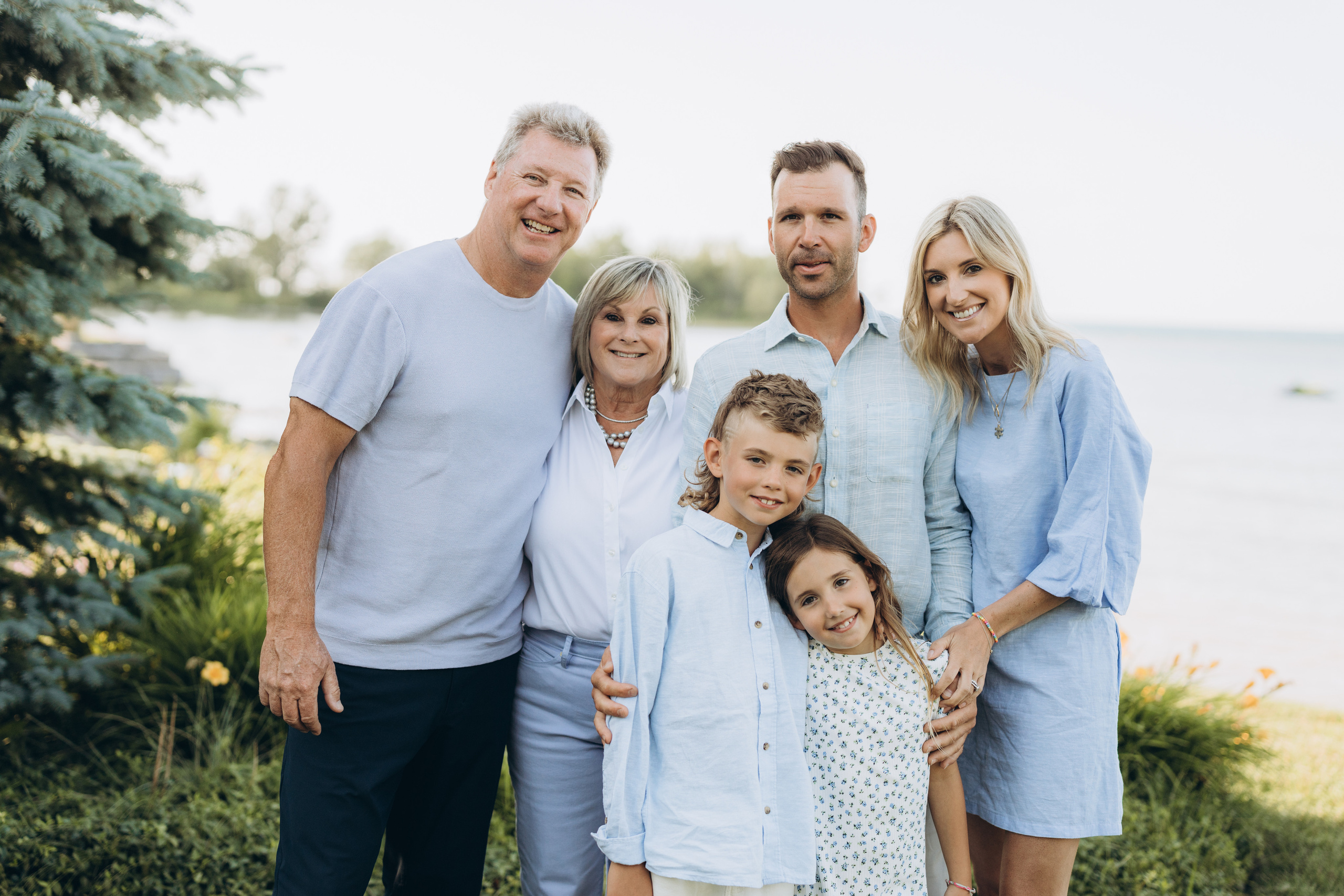 Family time. Wedding Photographer Toronto