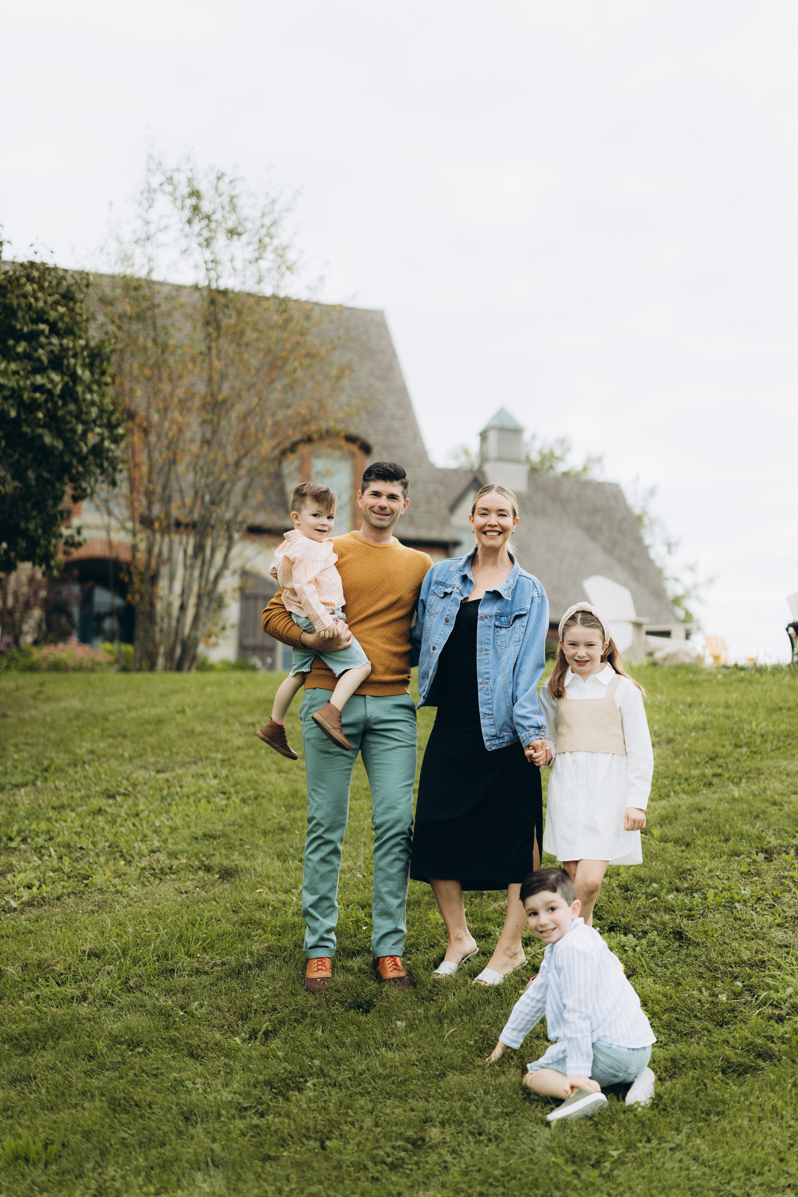 Fall family session. Wedding Photographer Toronto