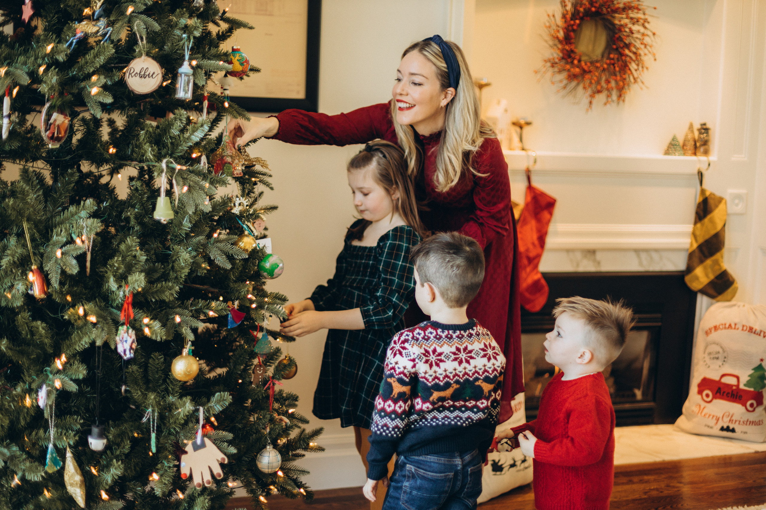 Christmas family time. Wedding Photographer Toronto