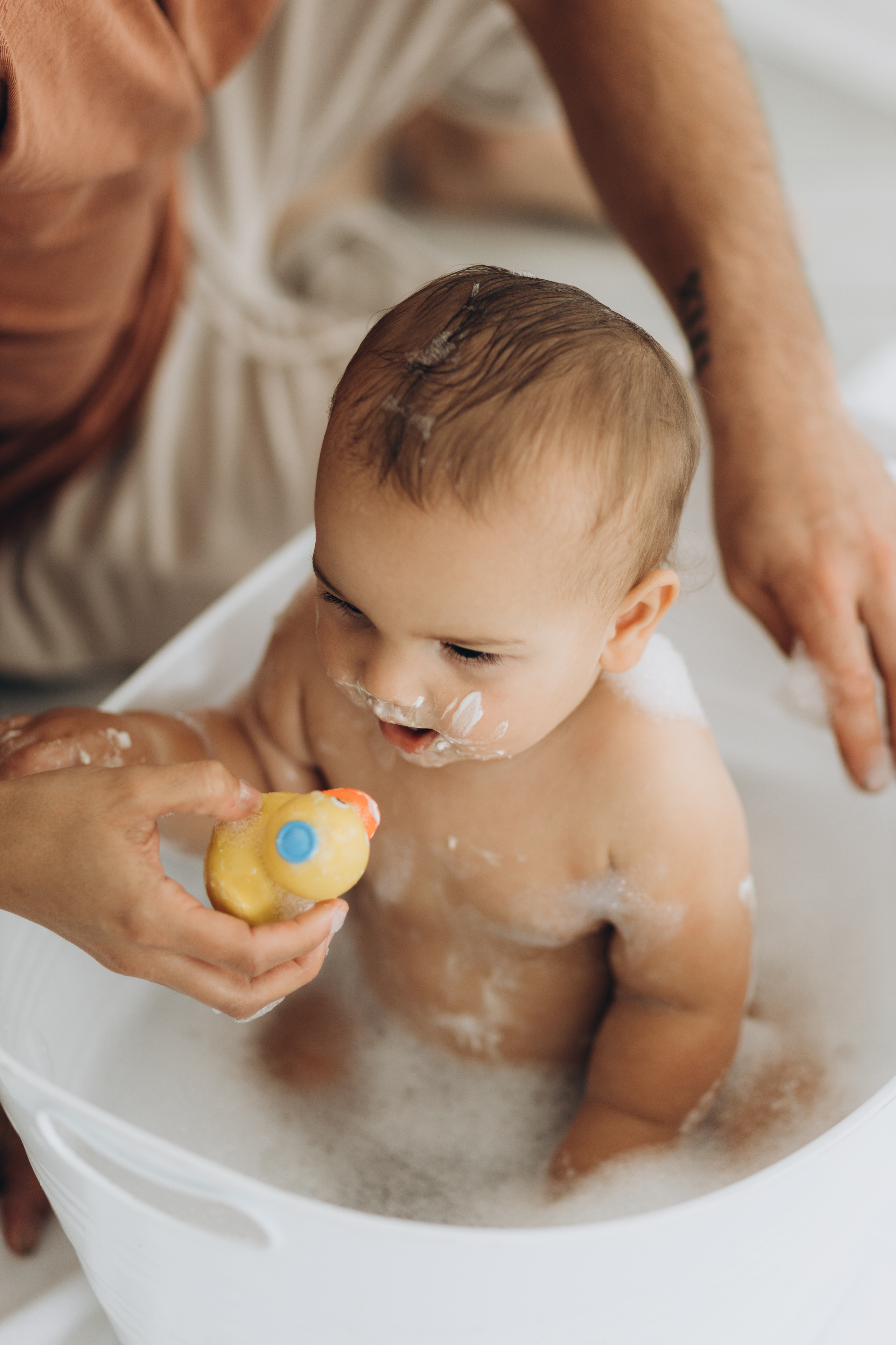 Cake smash. Wedding Photographer Toronto