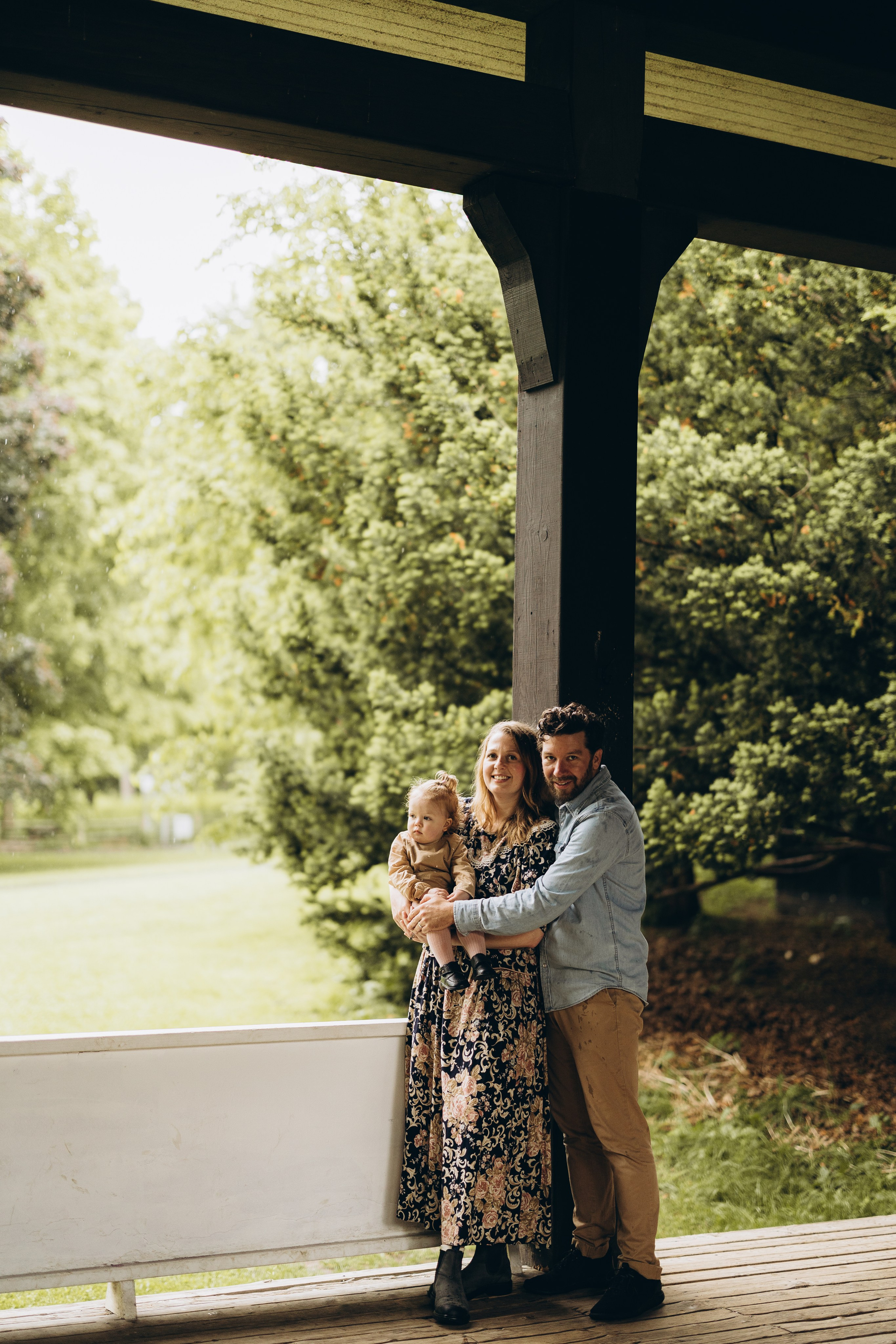 Under the rain. Wedding Photographer Toronto