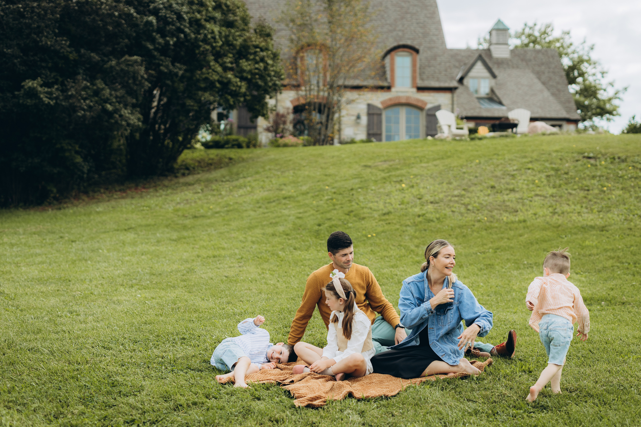 Fall family session. Wedding Photographer Toronto