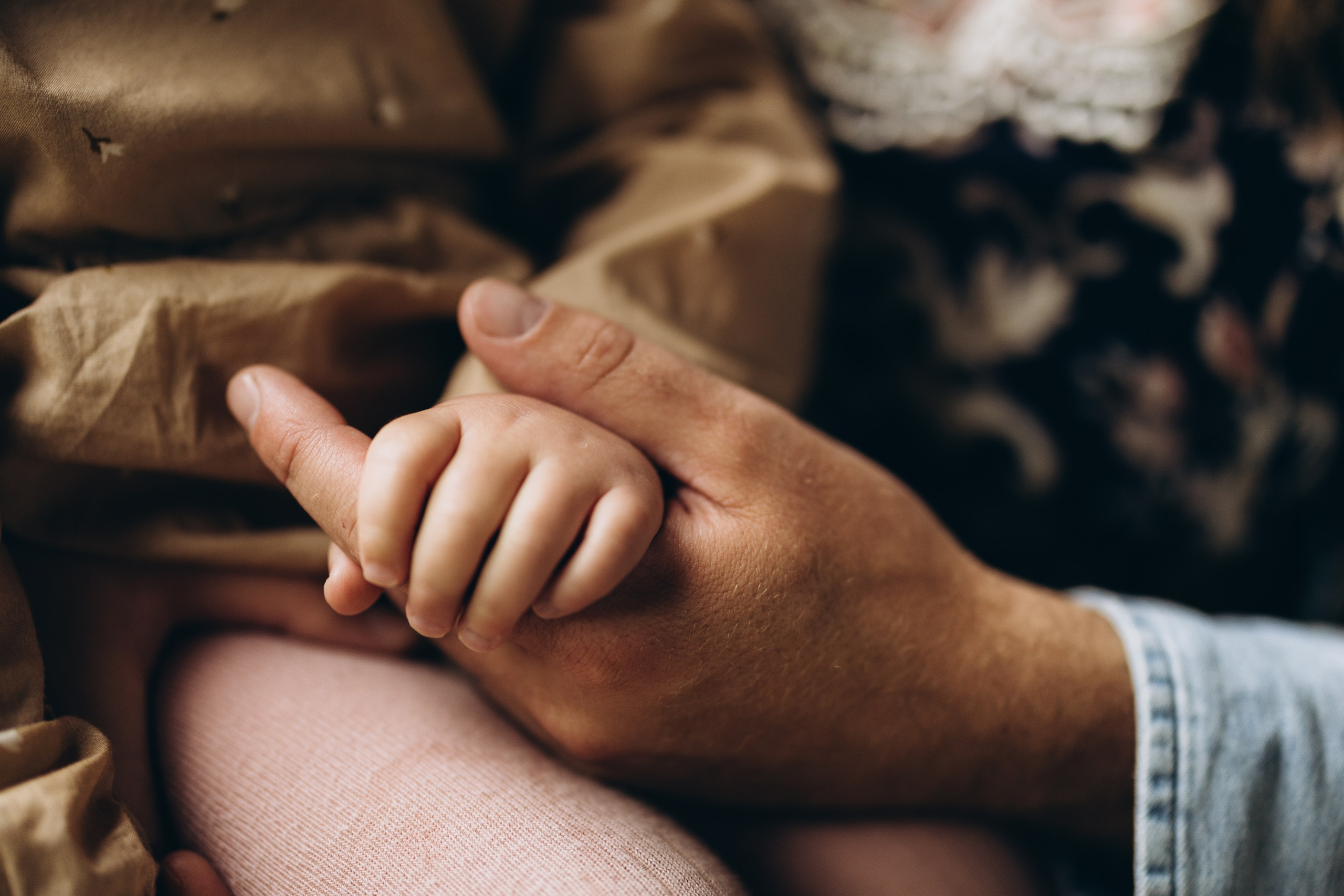 Under the rain. Wedding Photographer Toronto