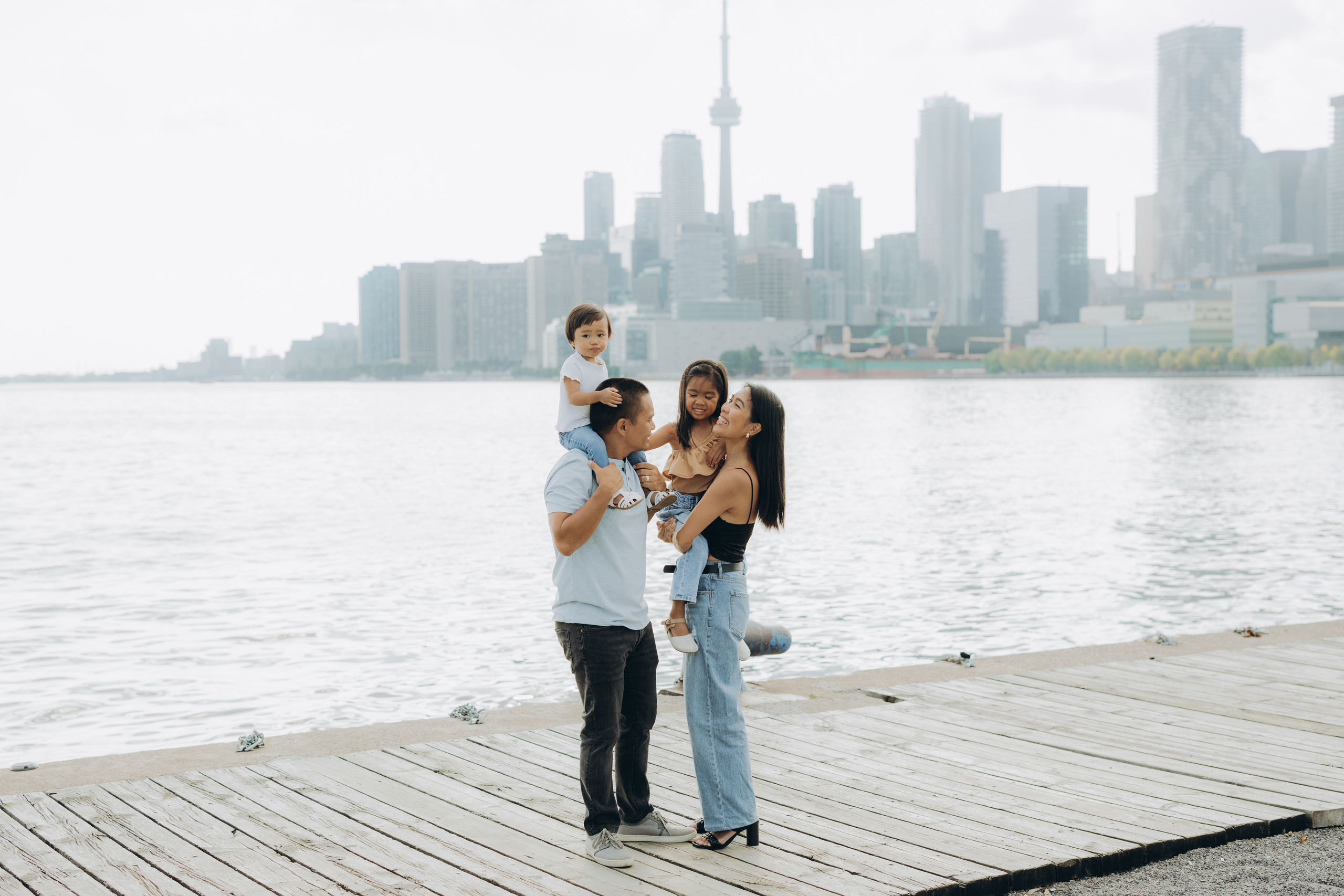 Family session in Toronto. Wedding Photographer Toronto