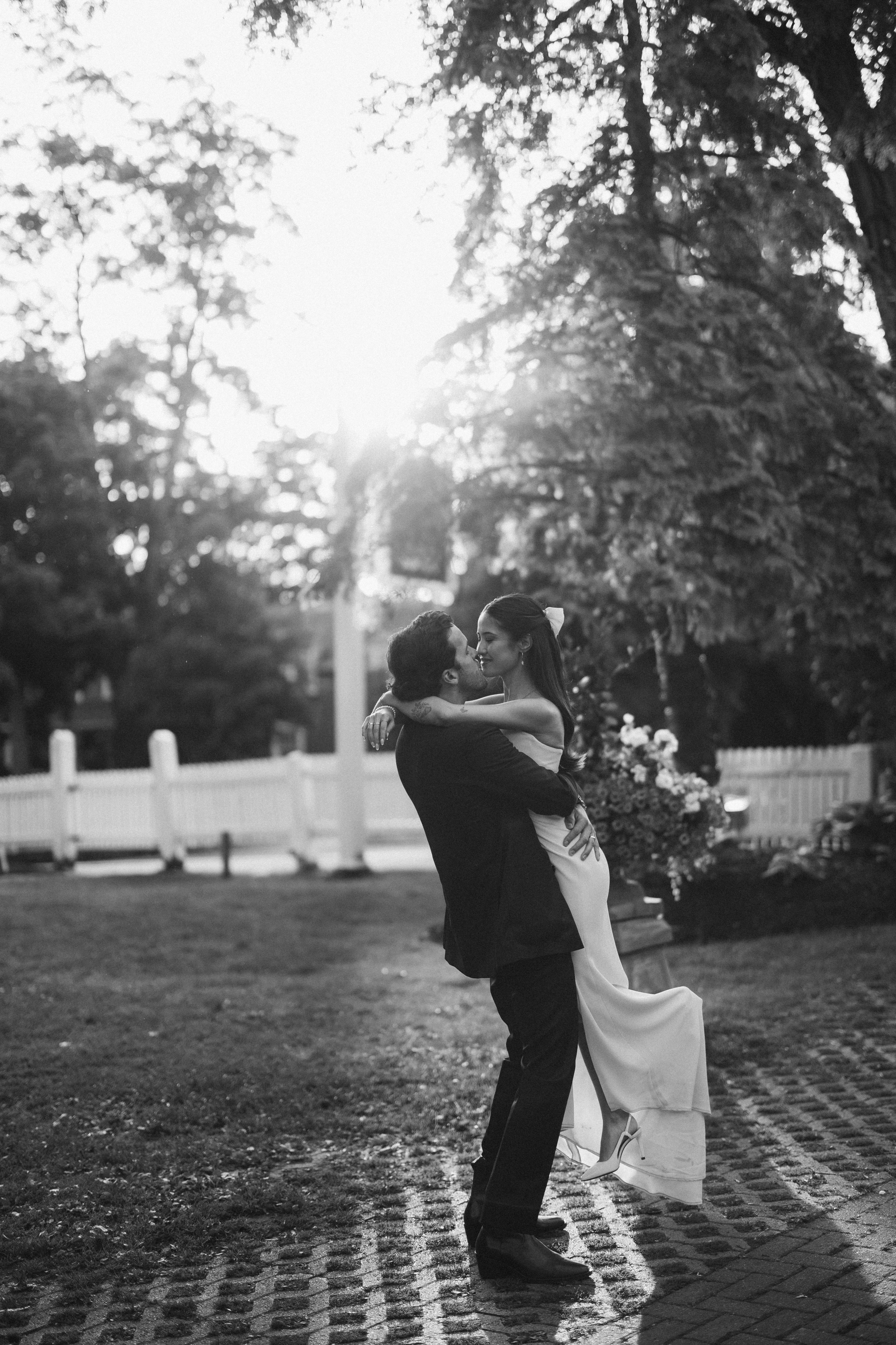 Olivia&Robbie. Wedding Photographer Toronto