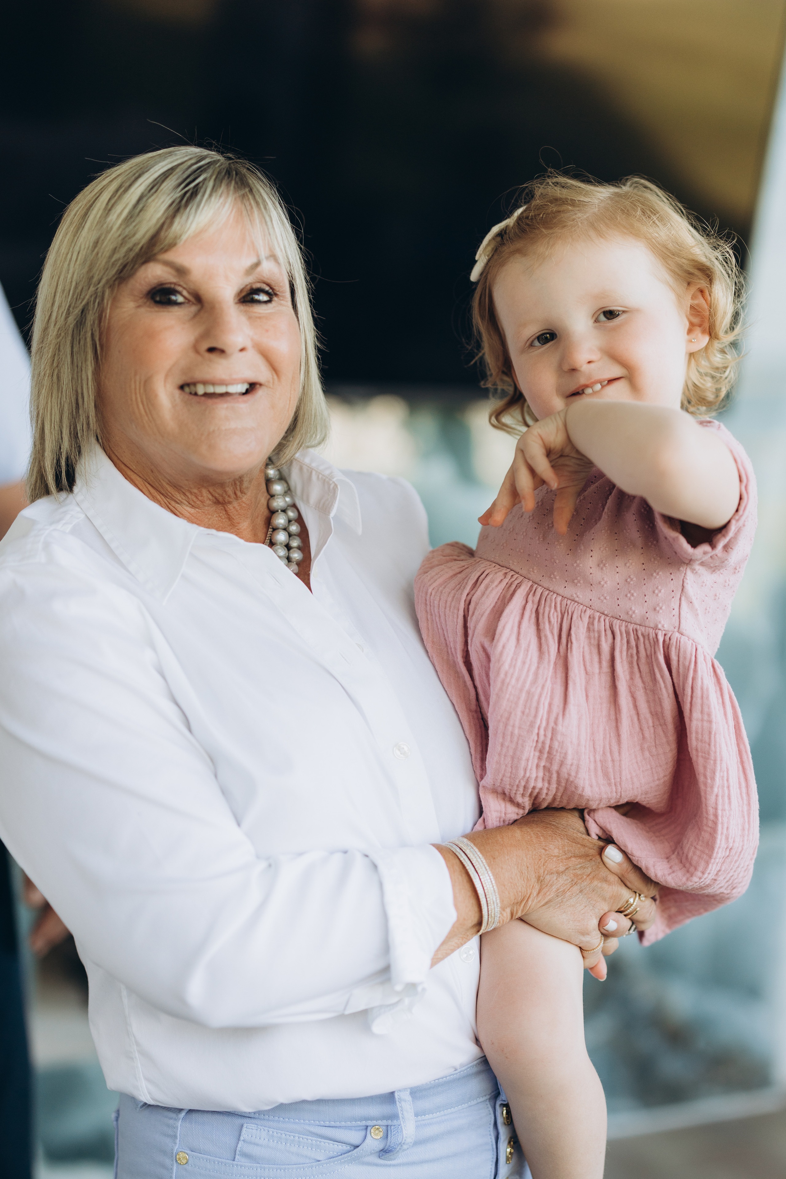 Family time. Wedding Photographer Toronto