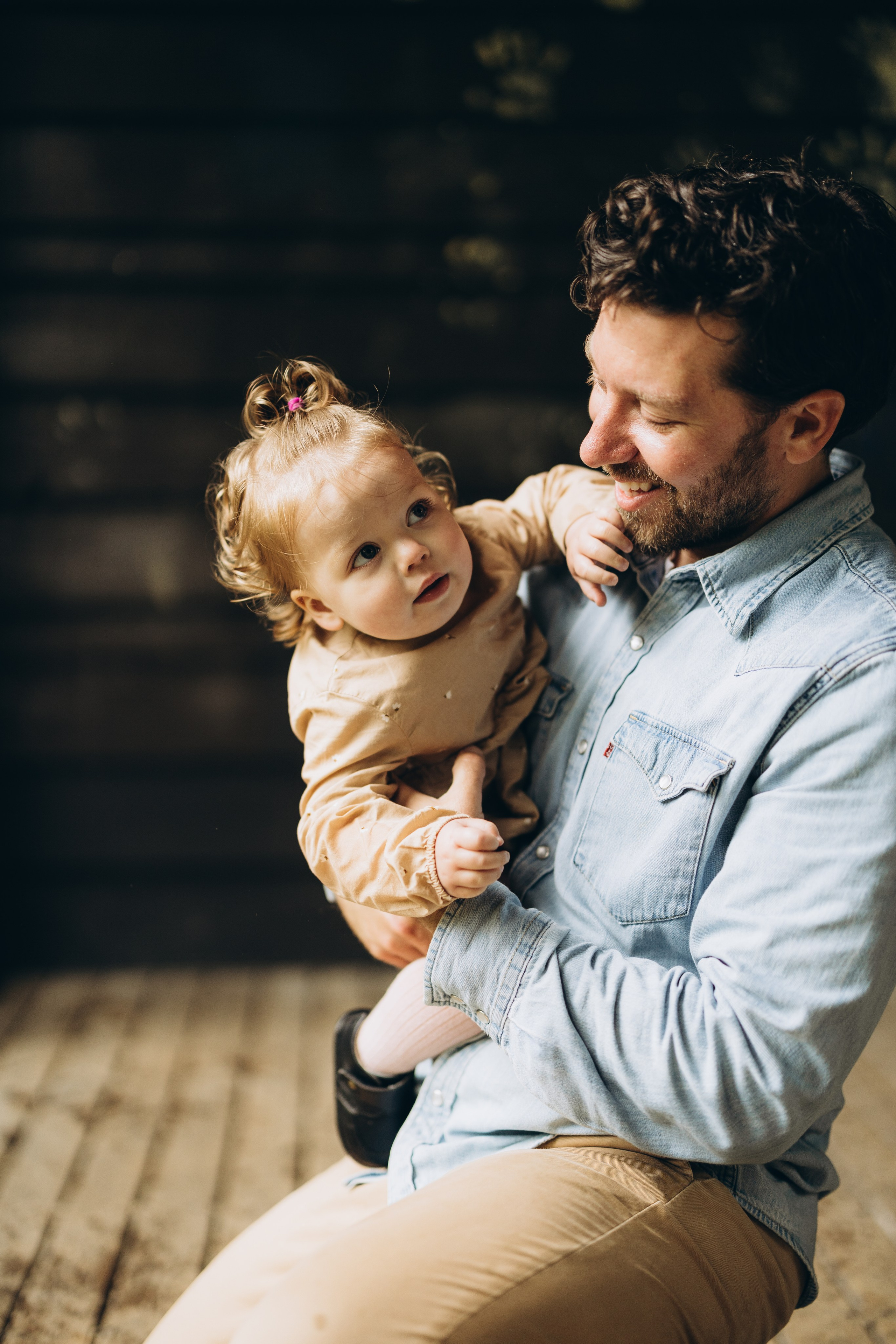 Under the rain. Wedding Photographer Toronto