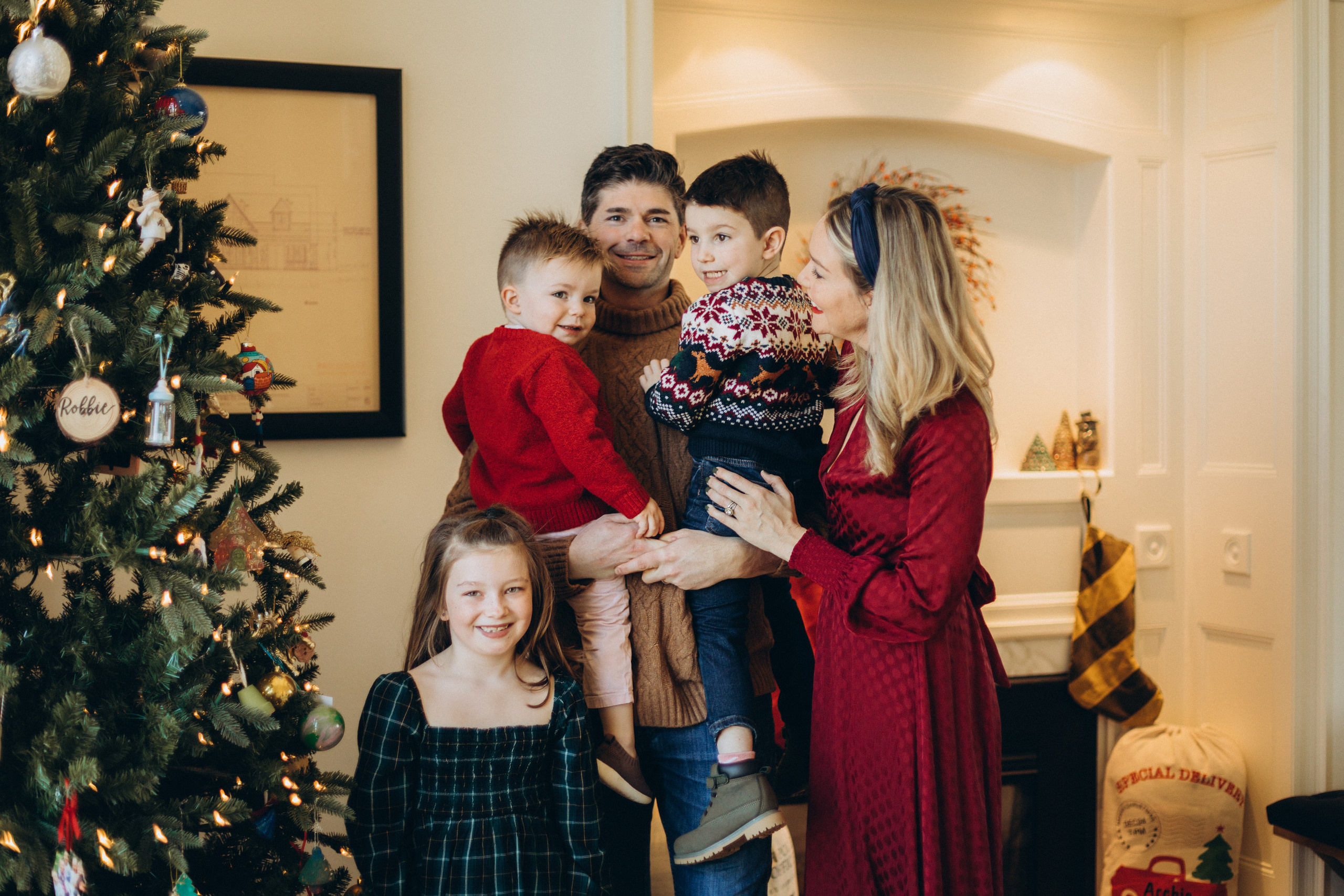 Christmas family time. Wedding Photographer Toronto