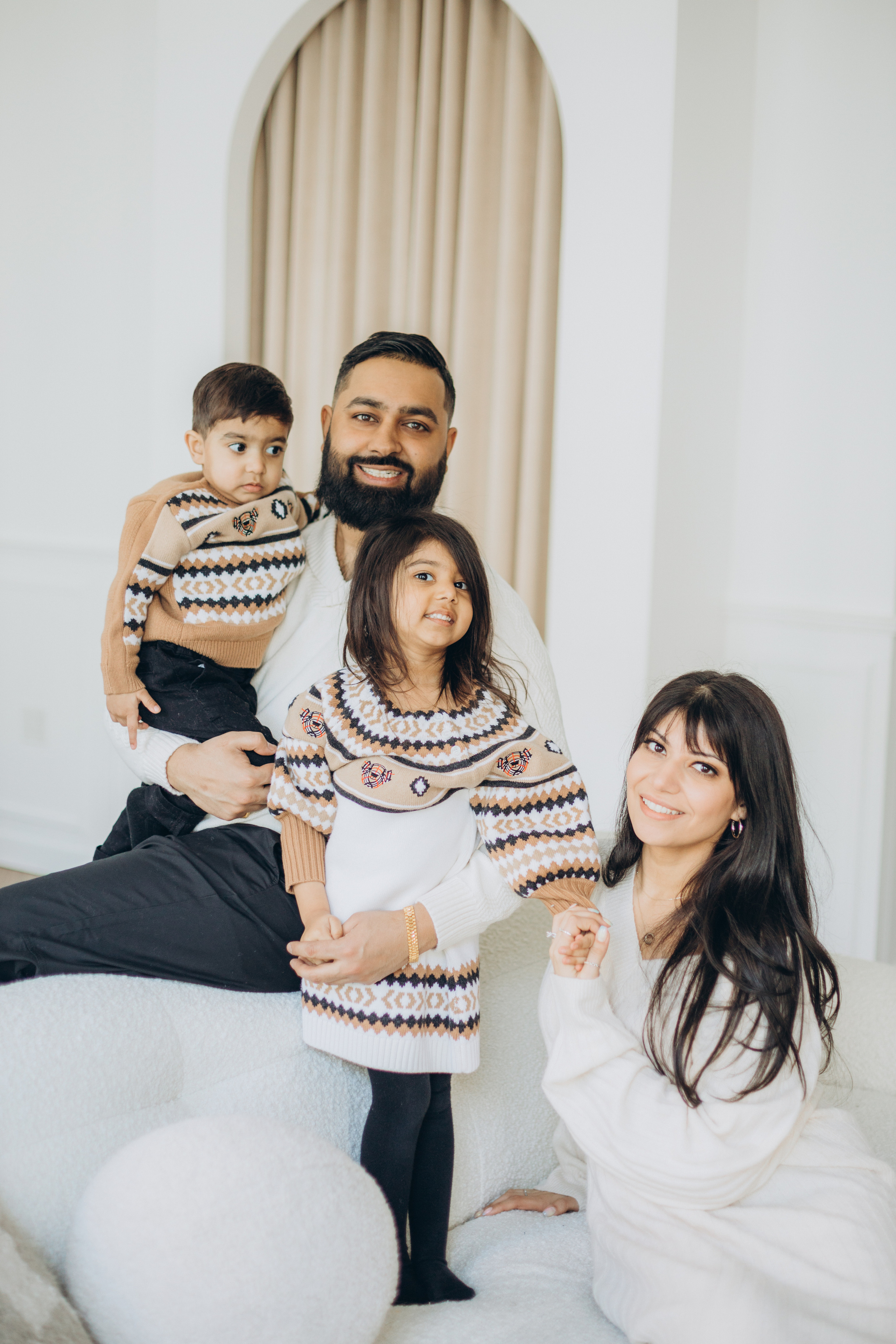 Family session. Wedding Photographer Toronto