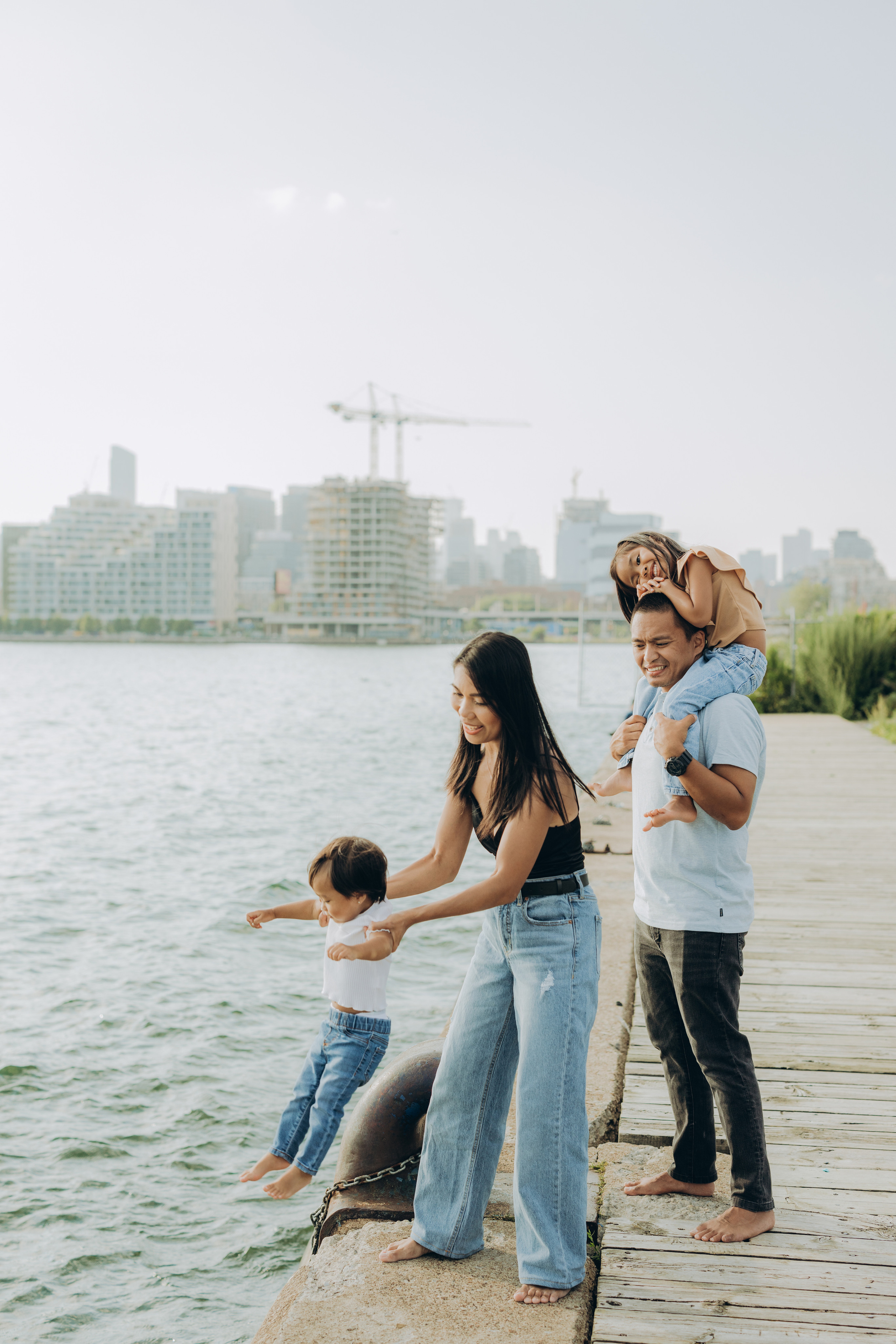 Family session in Toronto. Wedding Photographer Toronto