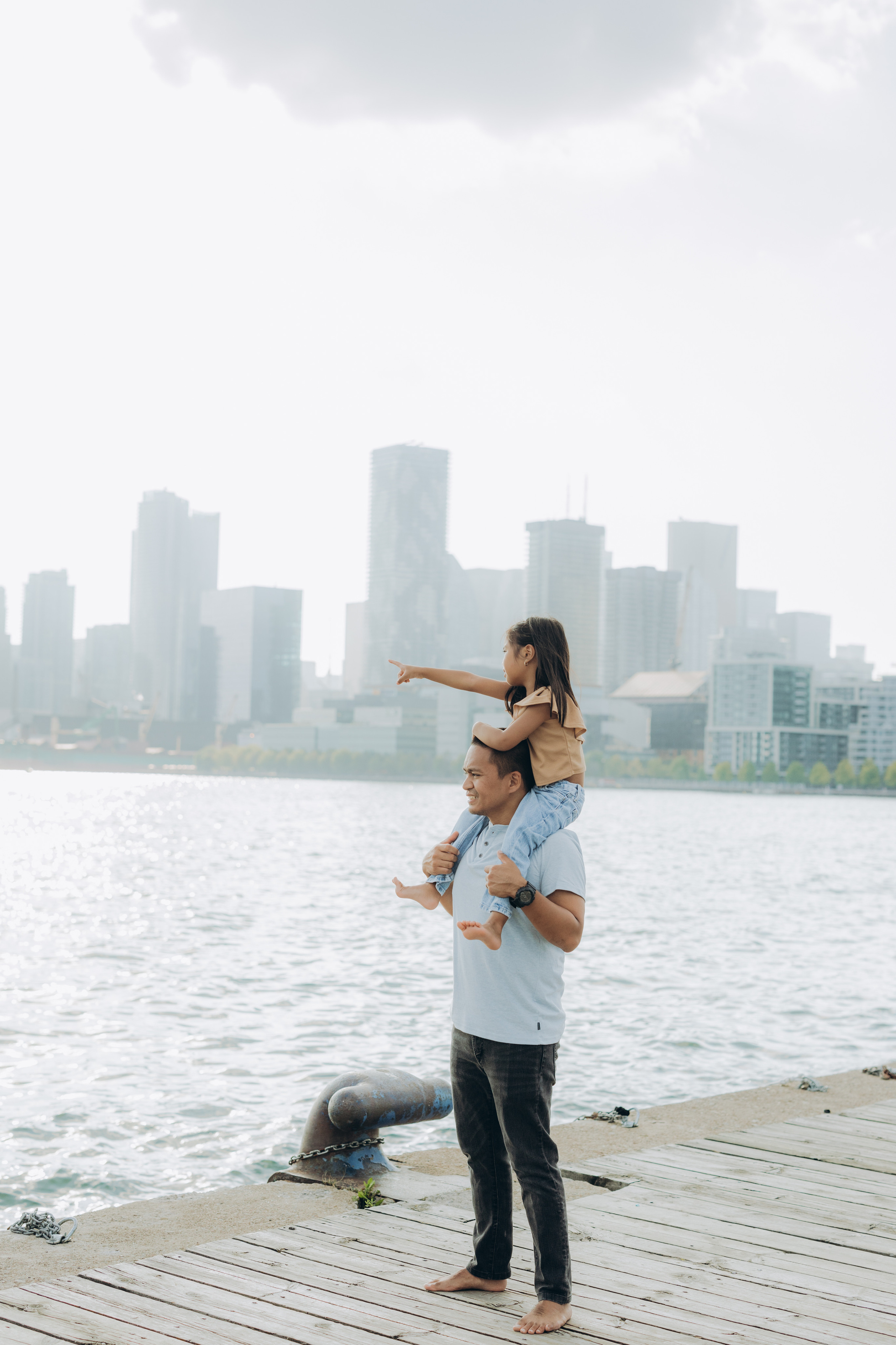Family session in Toronto. Wedding Photographer Toronto