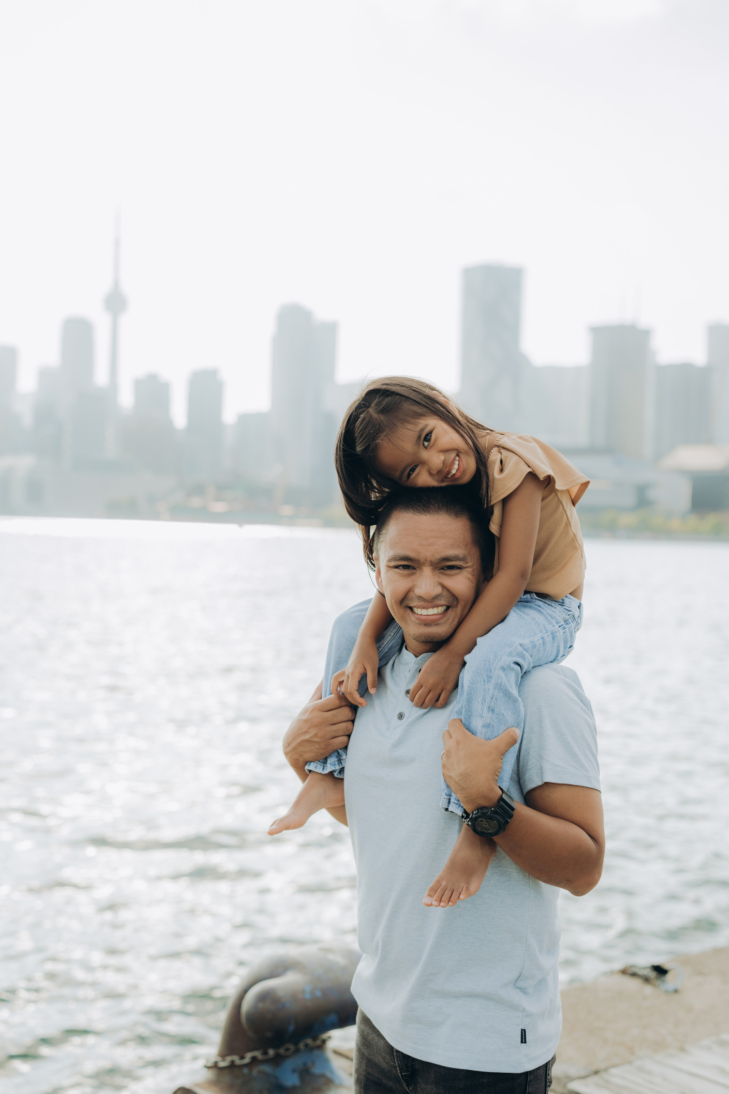 Family session in Toronto. Wedding Photographer Toronto