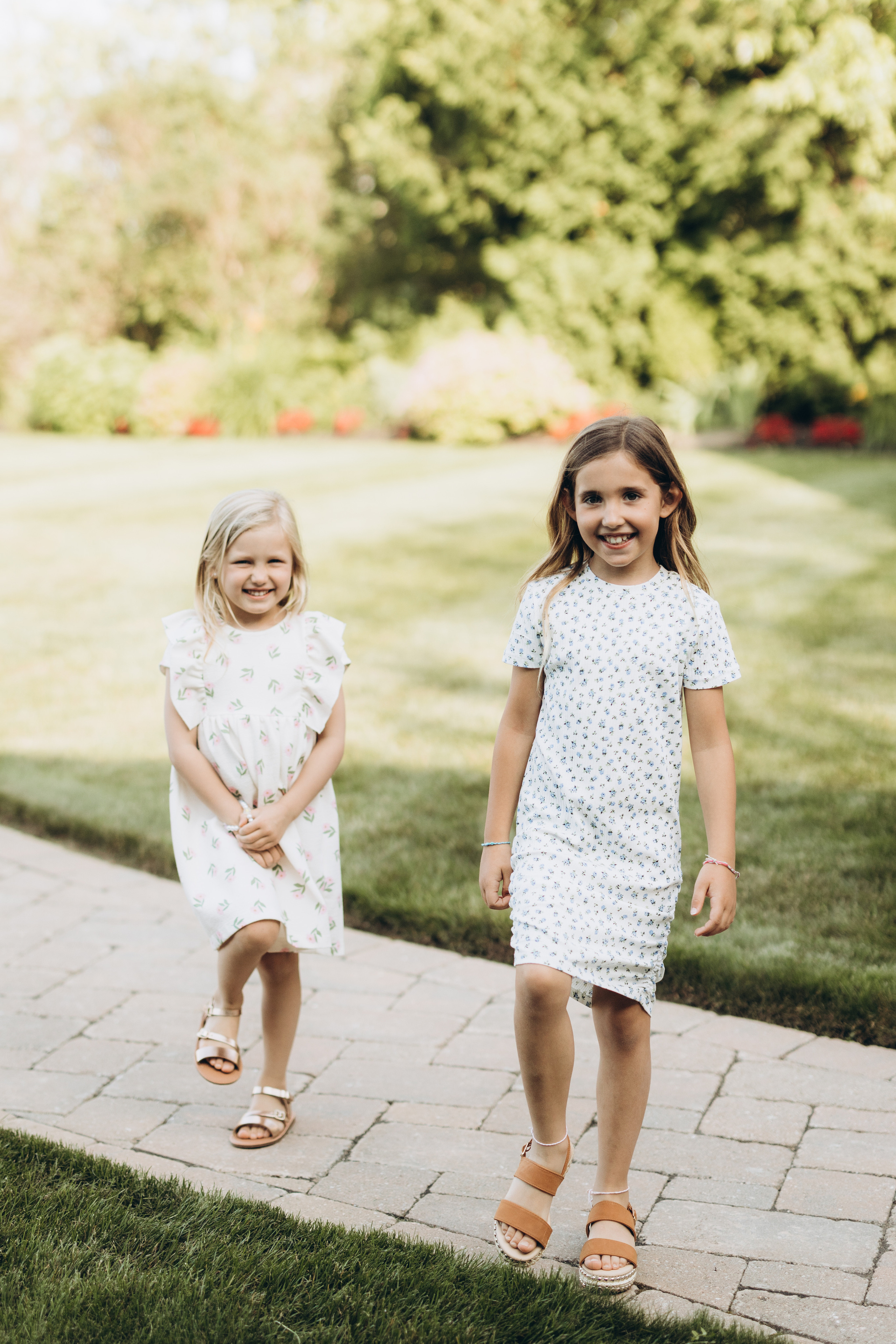 Family time. Wedding Photographer Toronto