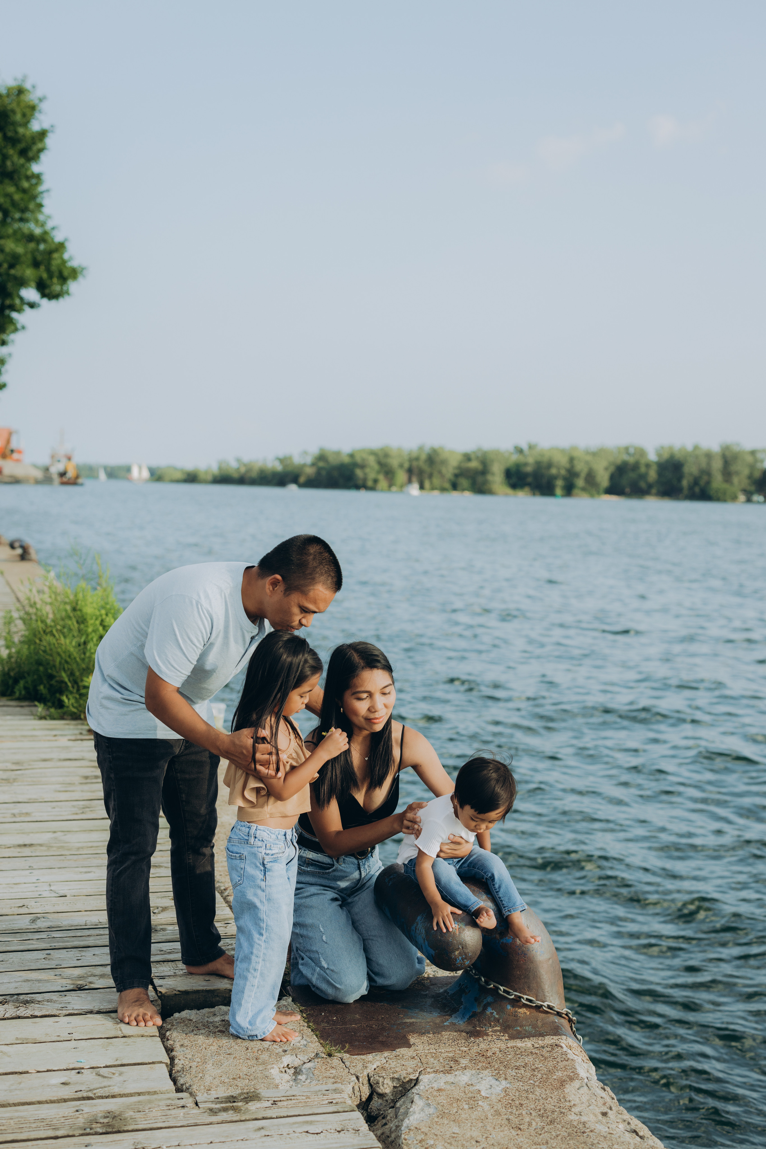 Family session in Toronto. Wedding Photographer Toronto