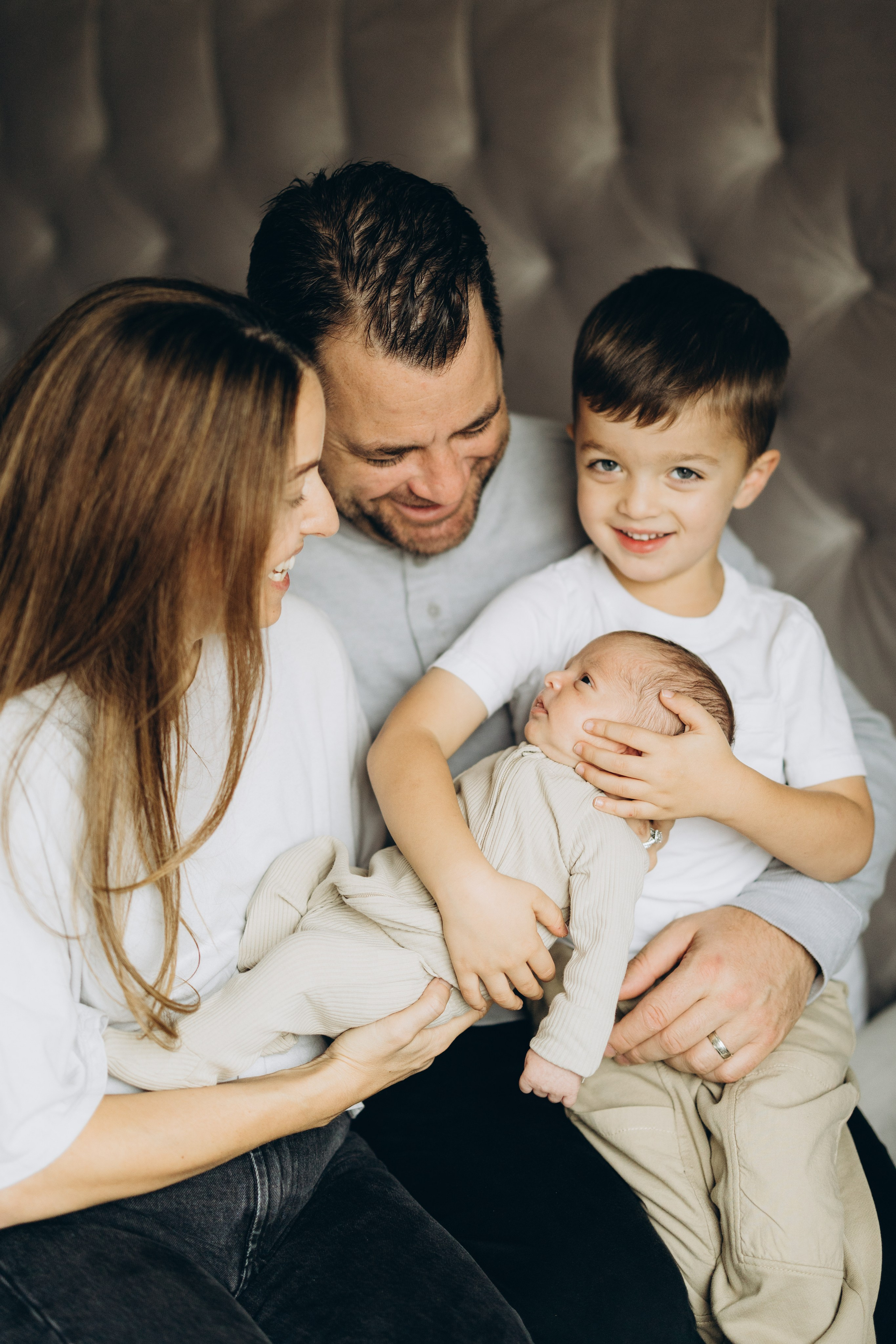 Family photo session. Wedding Photographer Toronto