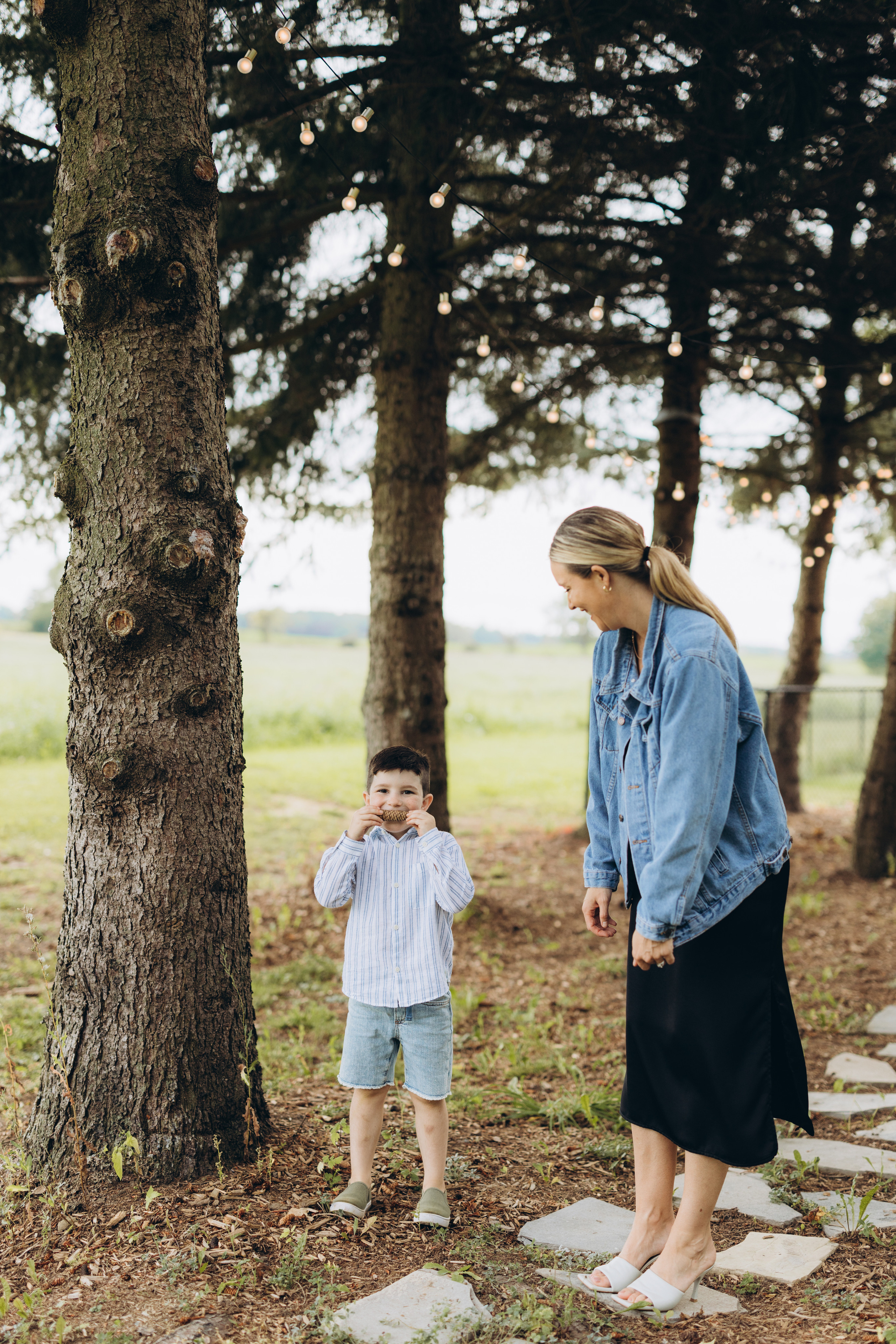 Fall family session. Wedding Photographer Toronto