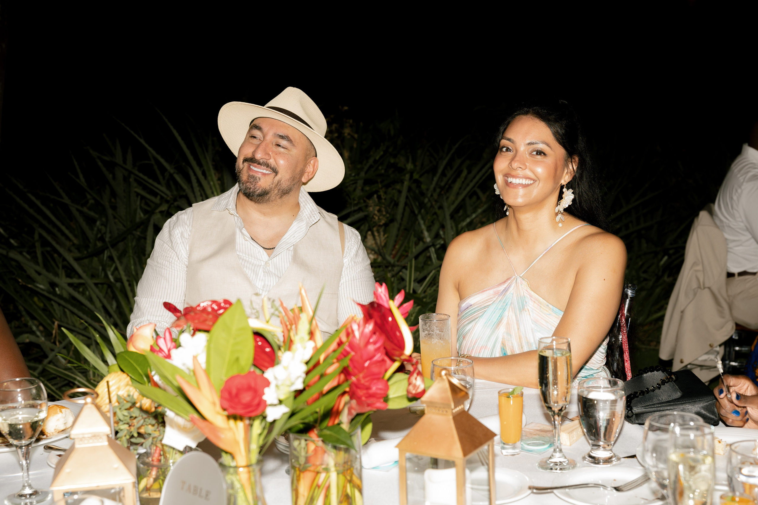 Ashley&Matt (Costa Rica). Wedding Photographer Toronto