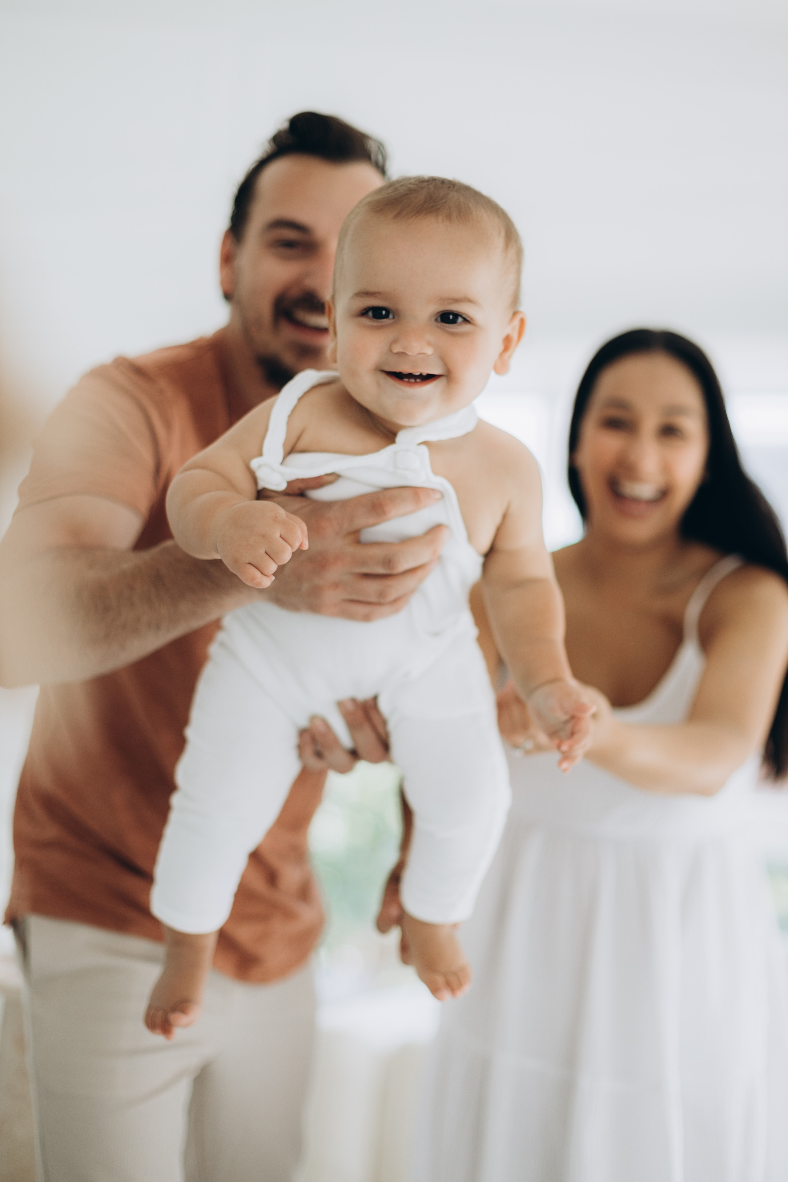 Cake smash. Wedding Photographer Toronto