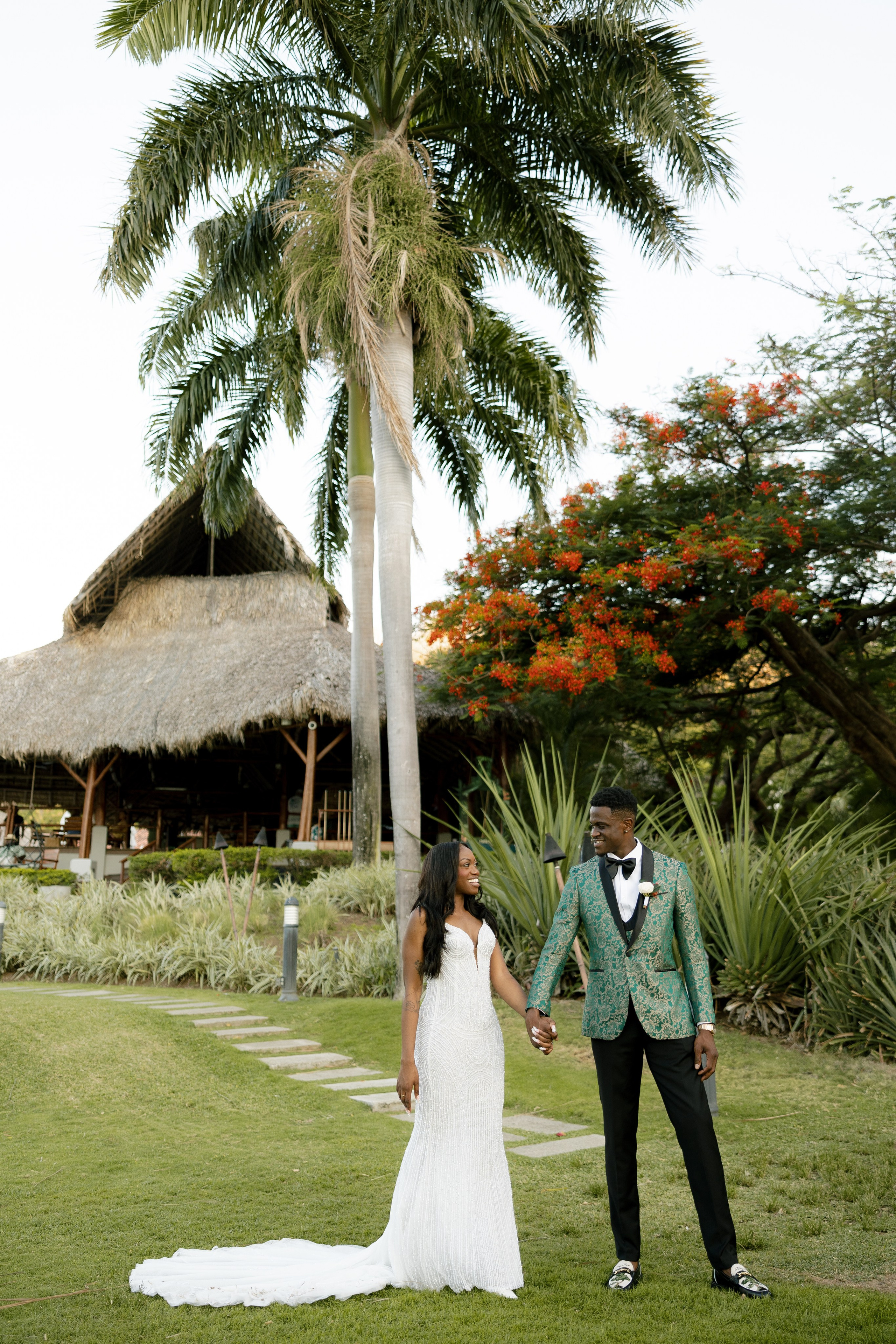 Ashley&Matt (Costa Rica). Wedding Photographer Toronto