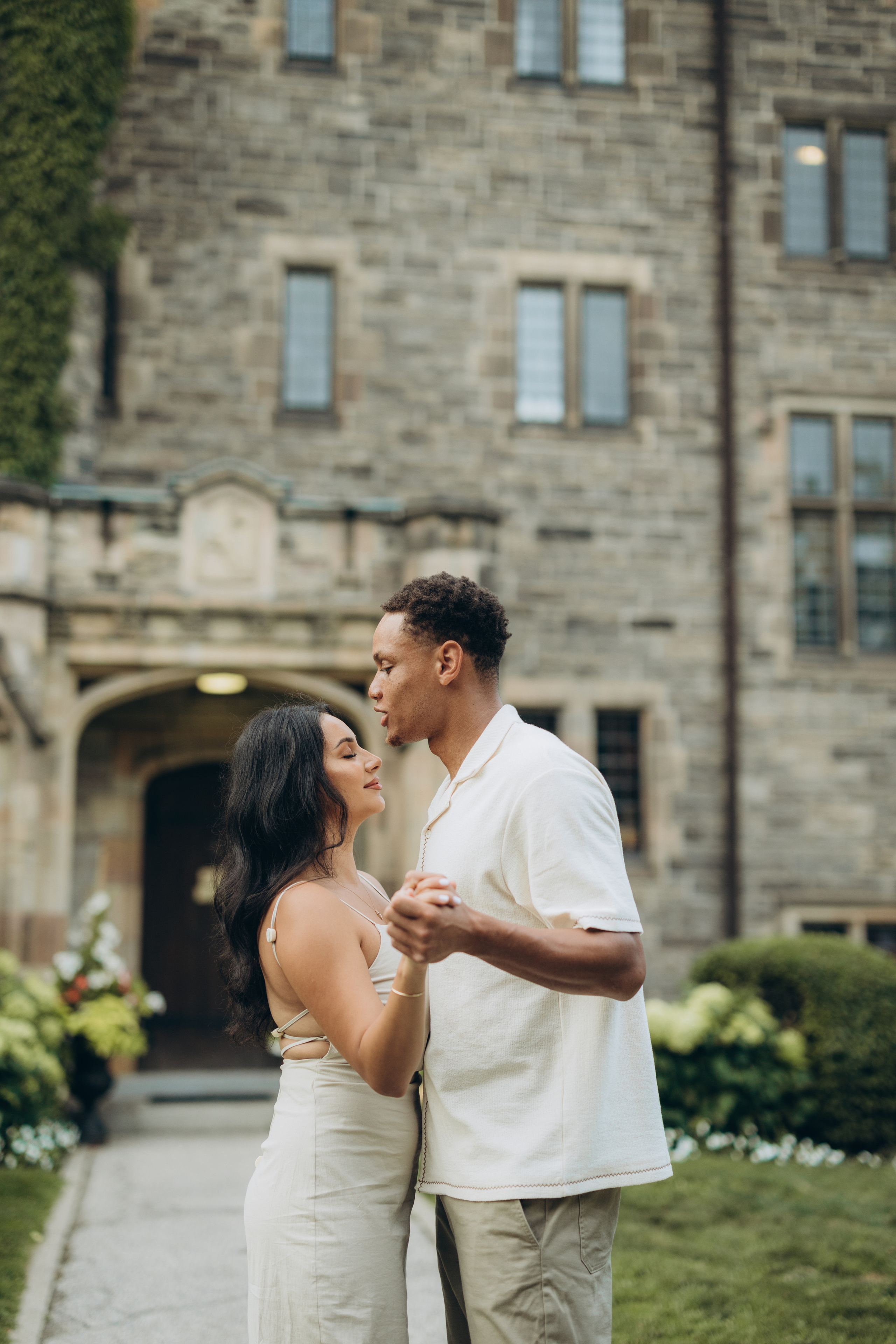 Engagement session. Wedding Photographer Toronto