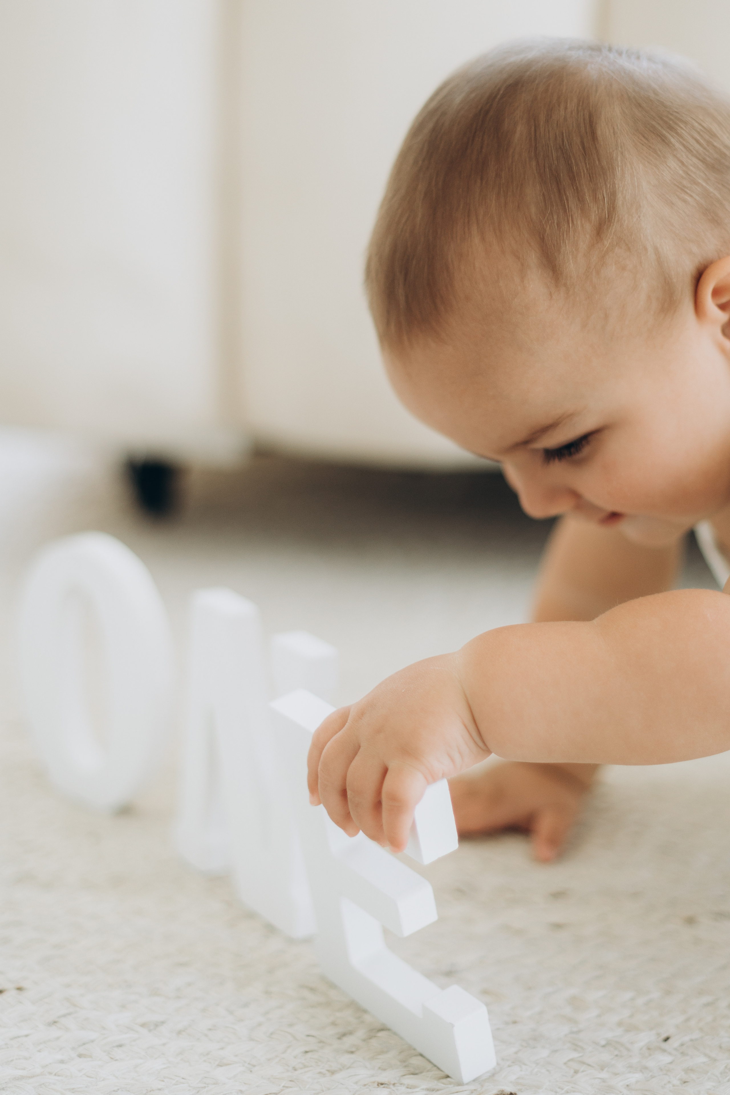 Cake smash. Wedding Photographer Toronto