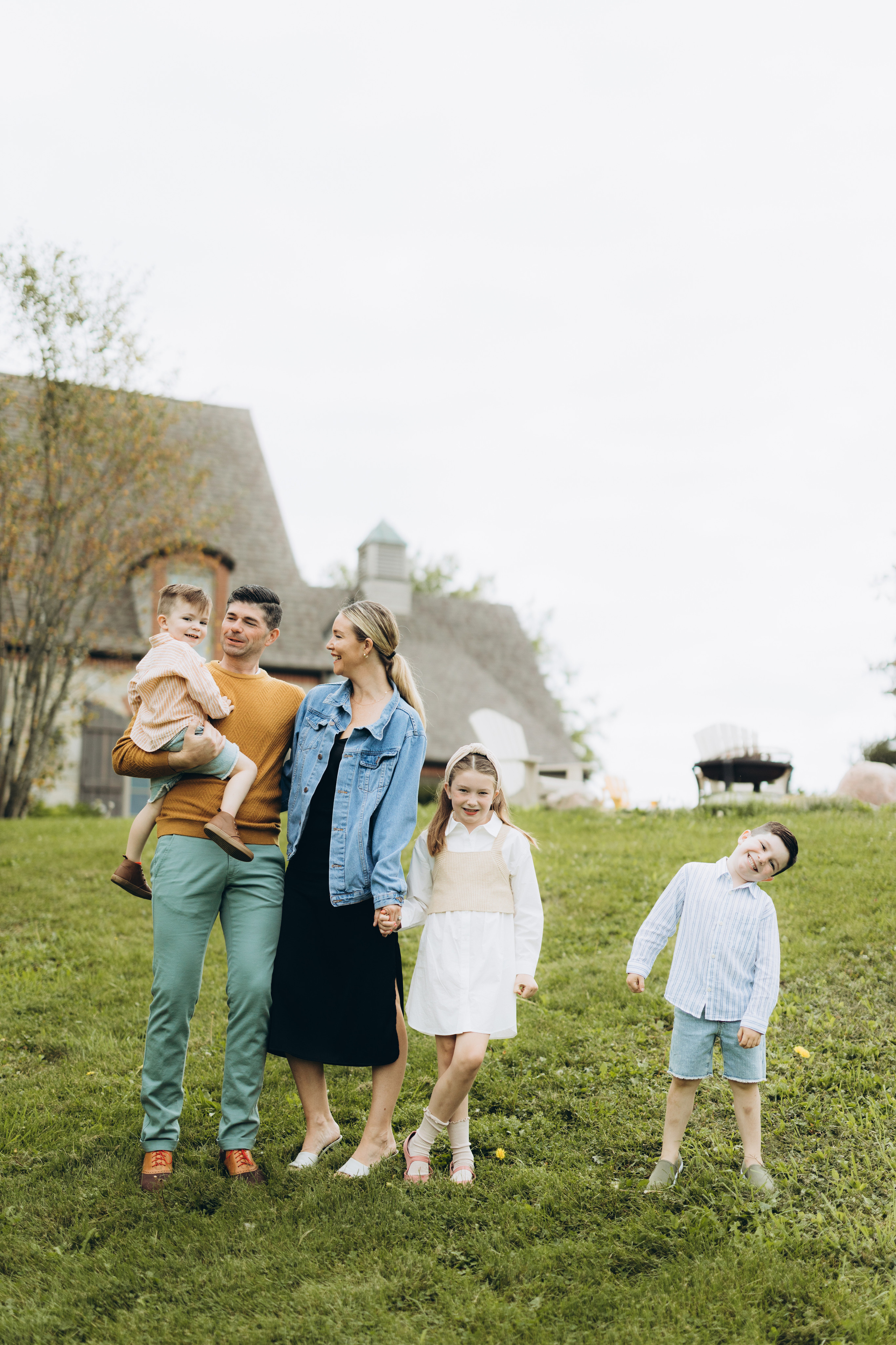 Fall family session. Wedding Photographer Toronto