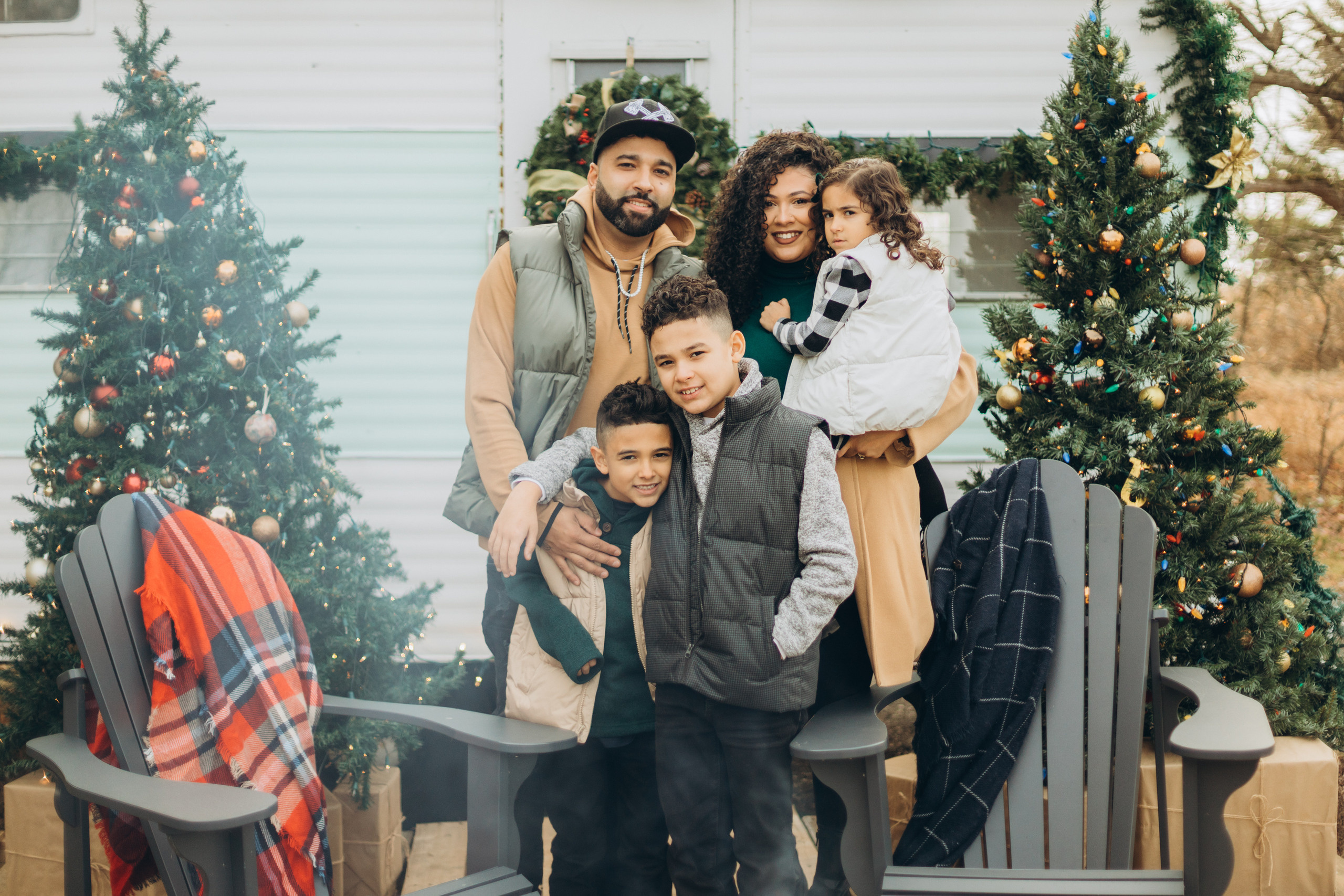 Christmas mini session. Wedding Photographer Toronto