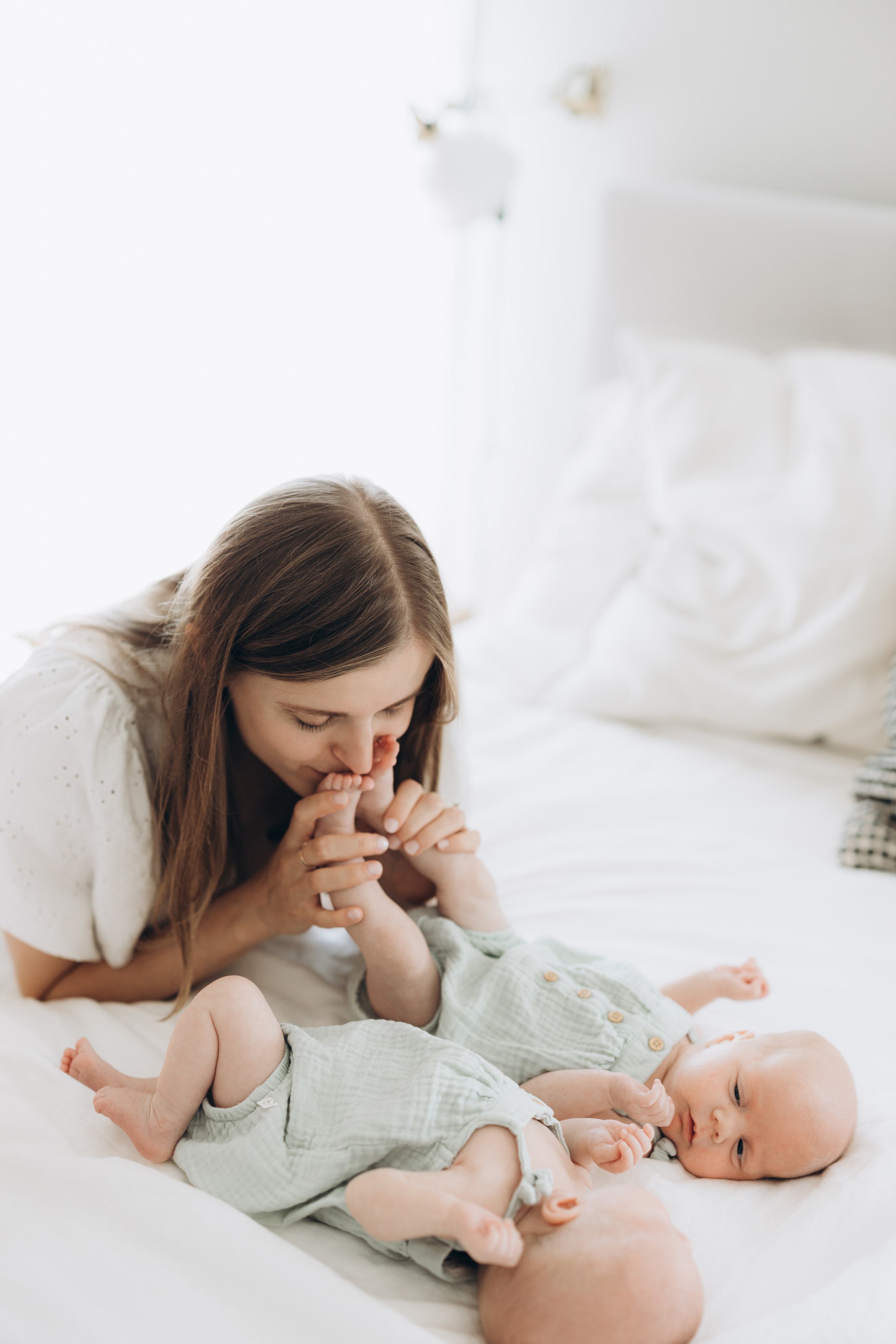 Twins. Wedding Photographer Toronto