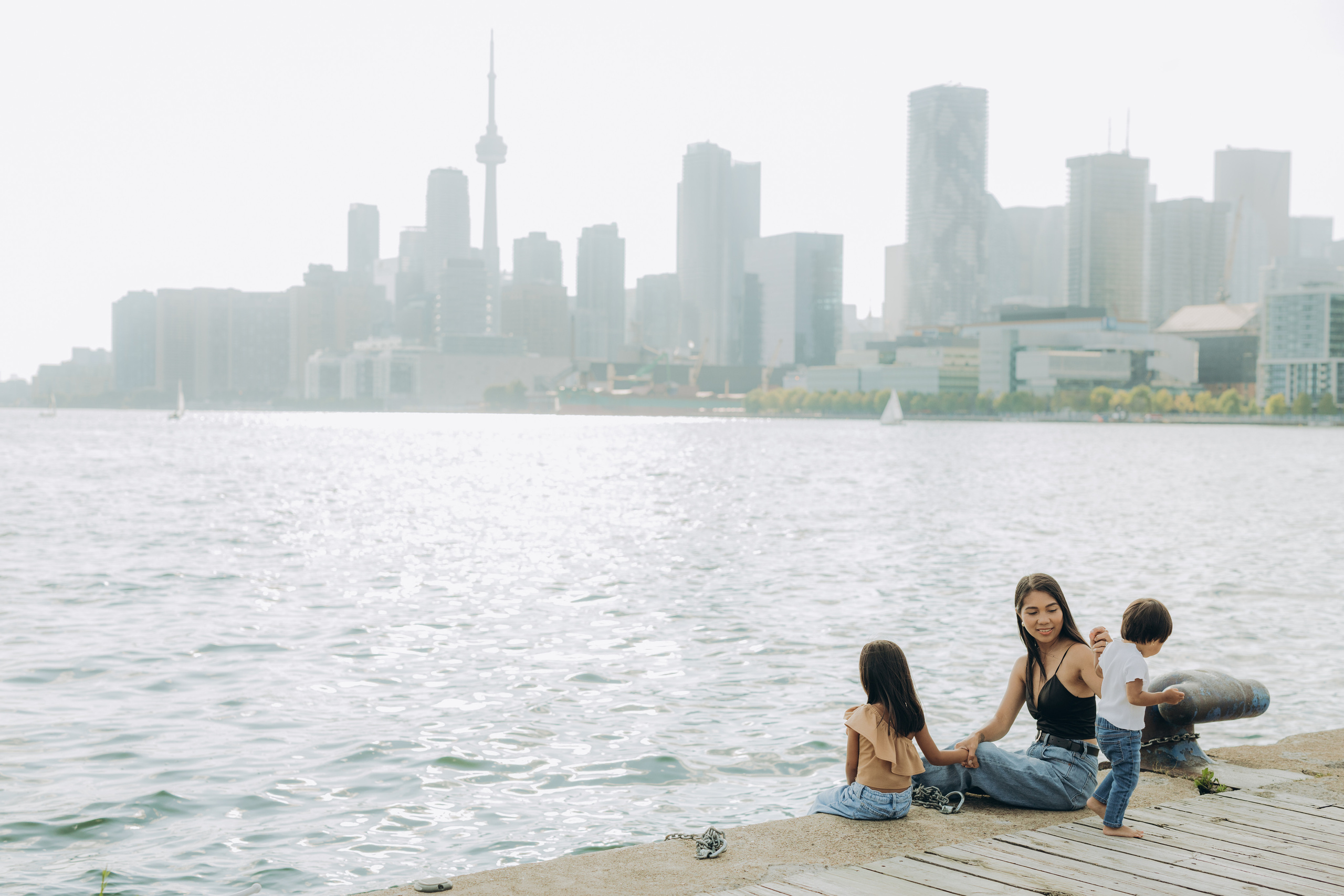 Family session in Toronto. Wedding Photographer Toronto