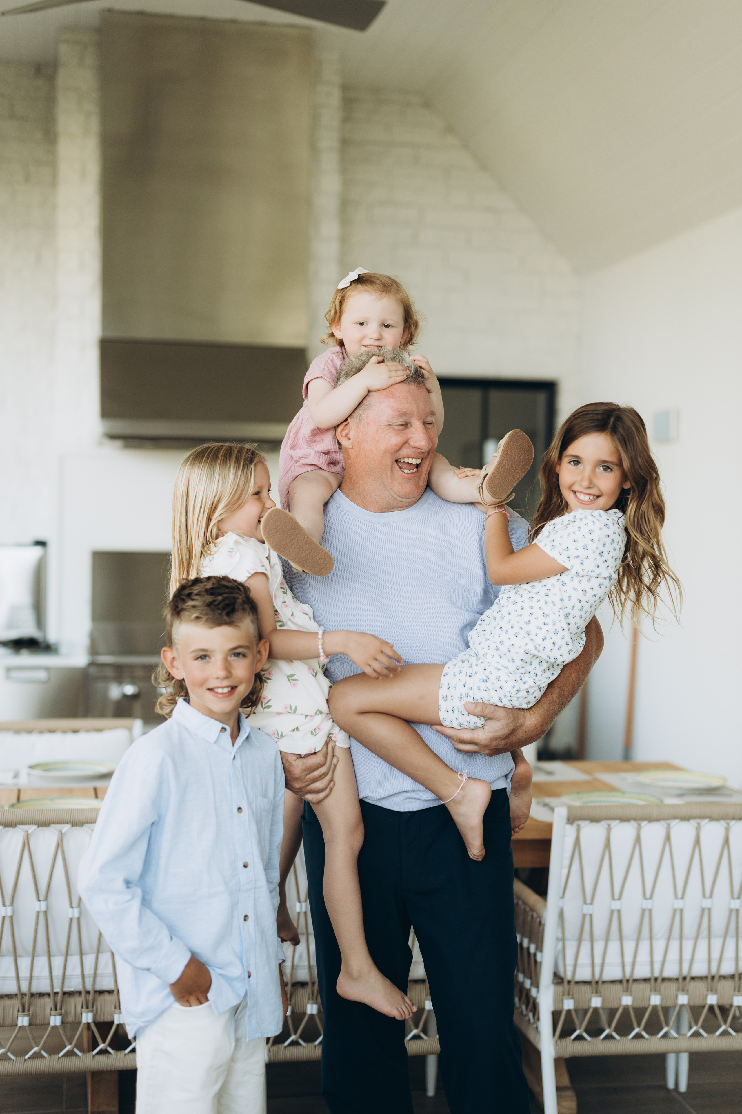 Family time. Wedding Photographer Toronto