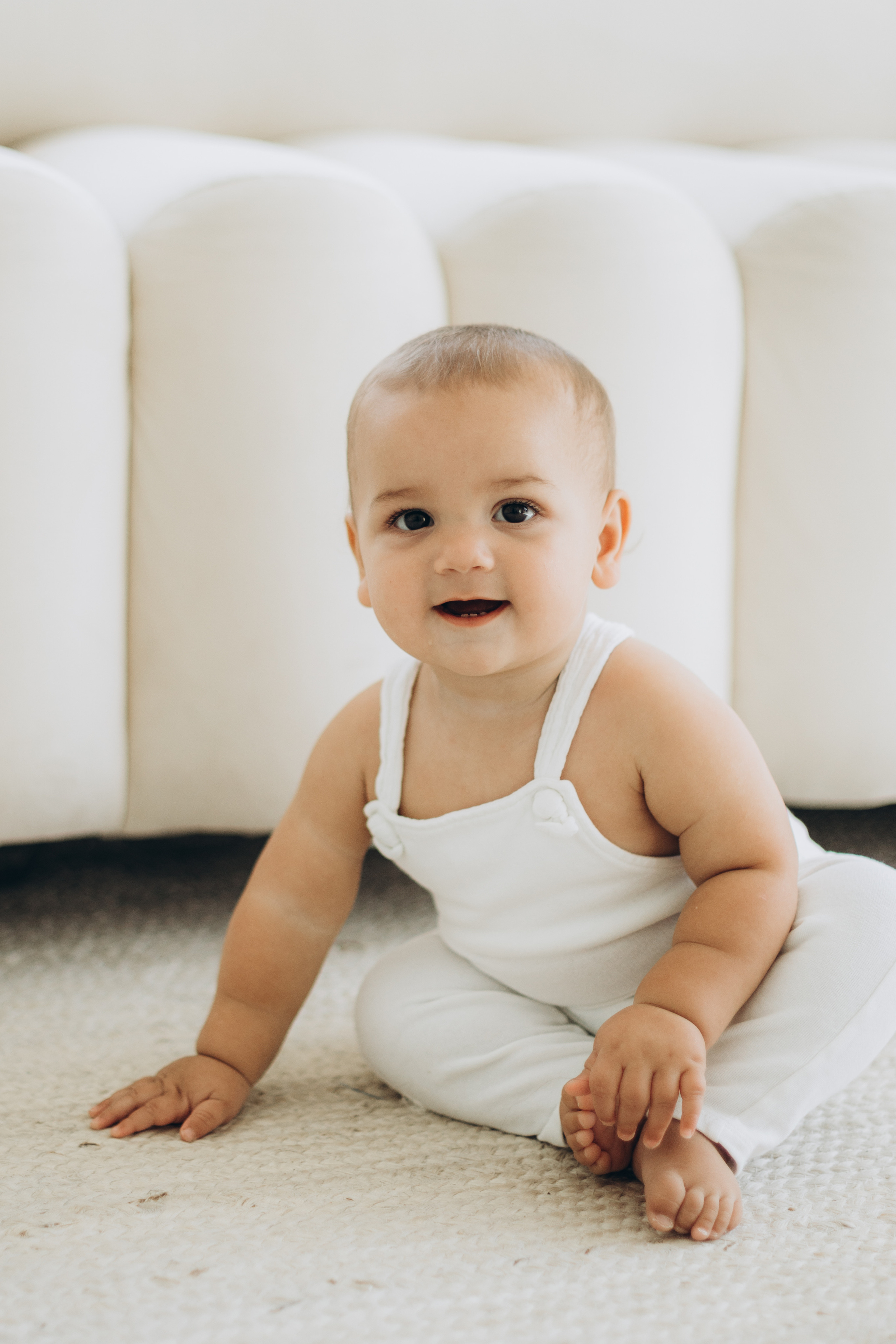 Cake smash. Wedding Photographer Toronto