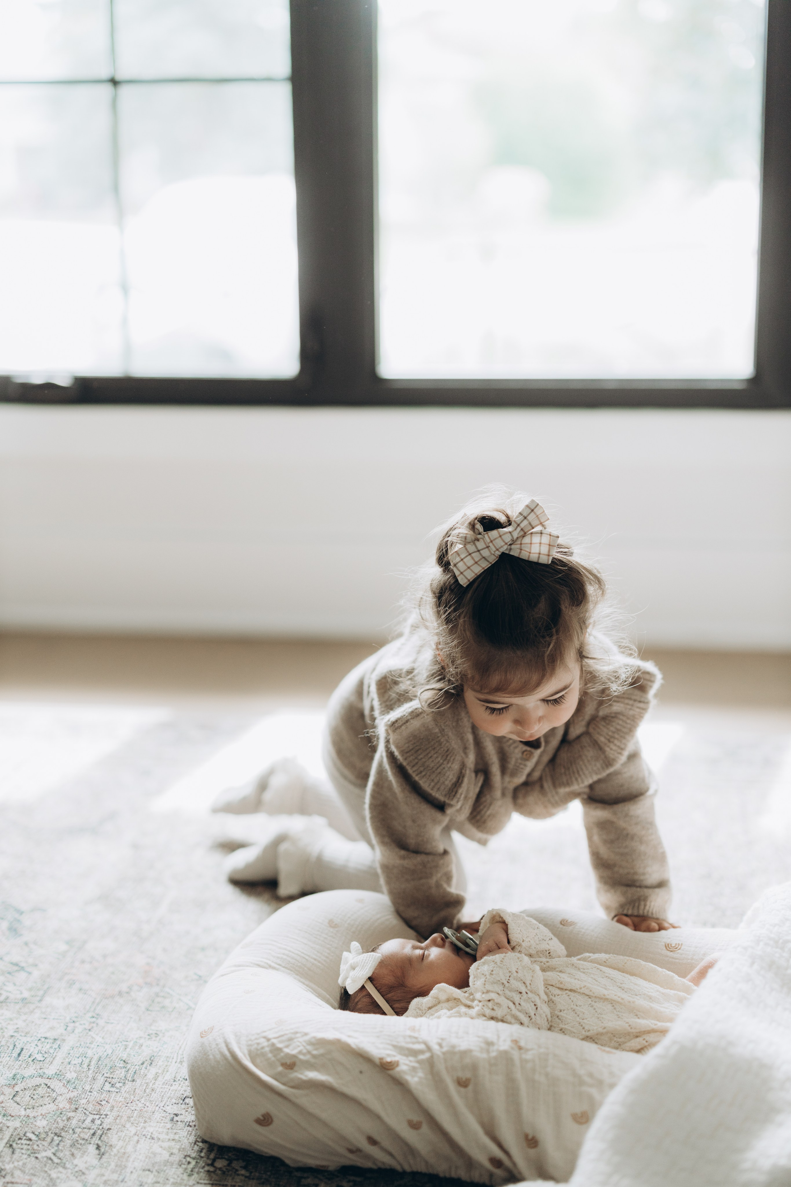 Newborn/family photo session. Wedding Photographer Toronto