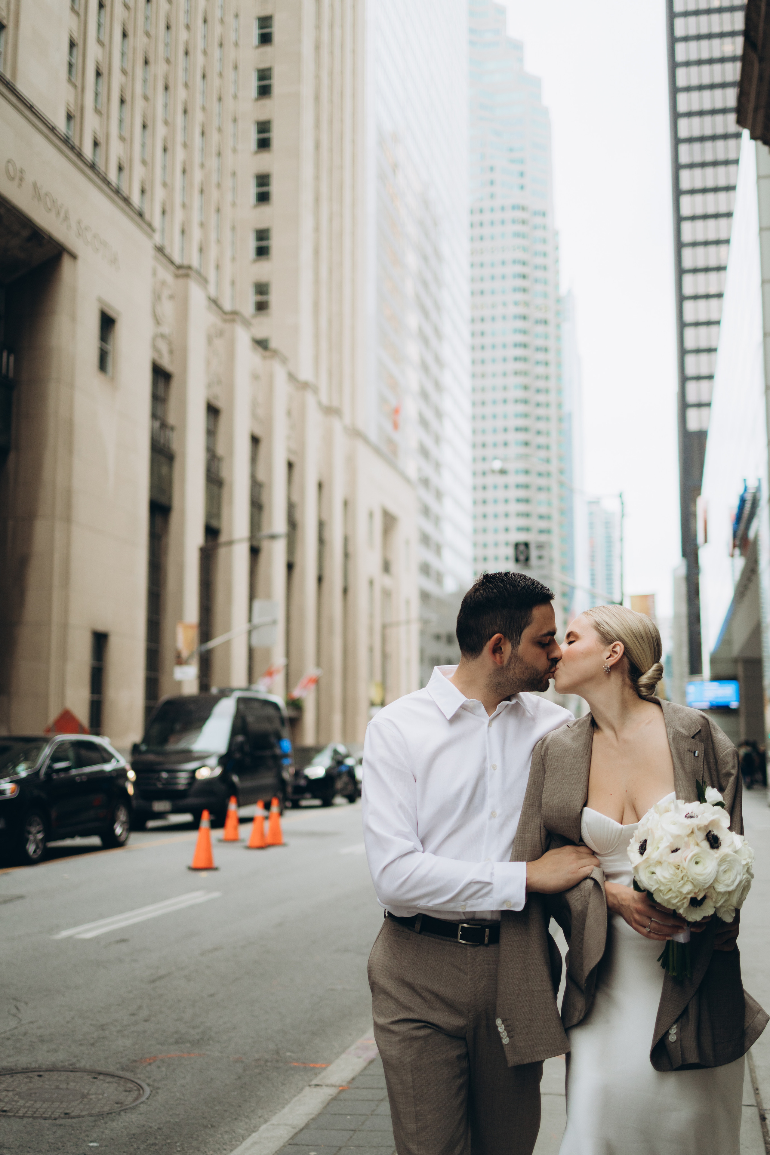 Elopement session. Wedding Photographer Toronto