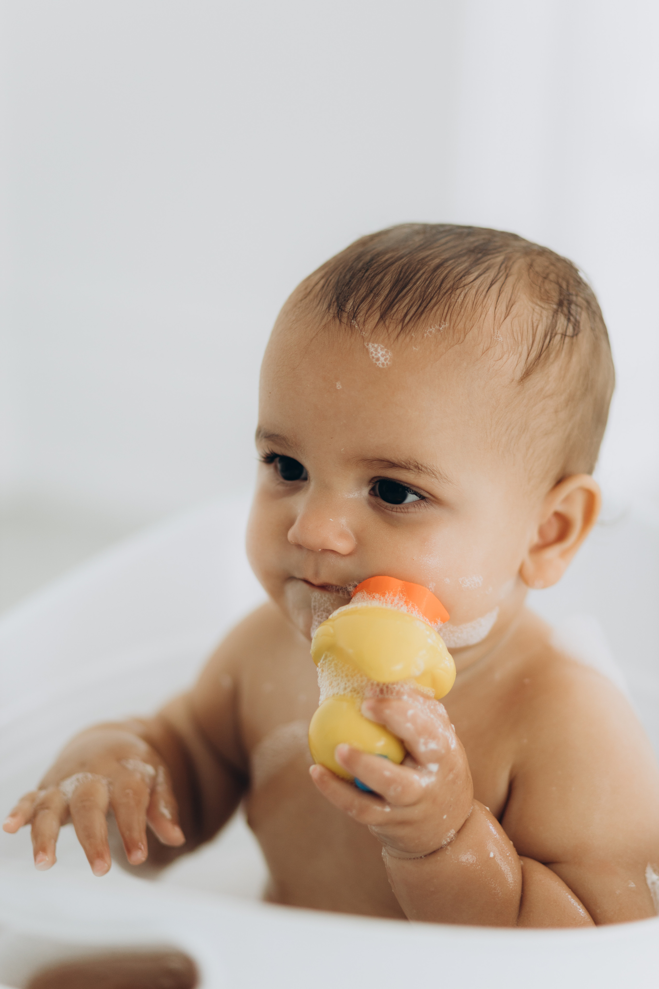 Cake smash. Wedding Photographer Toronto