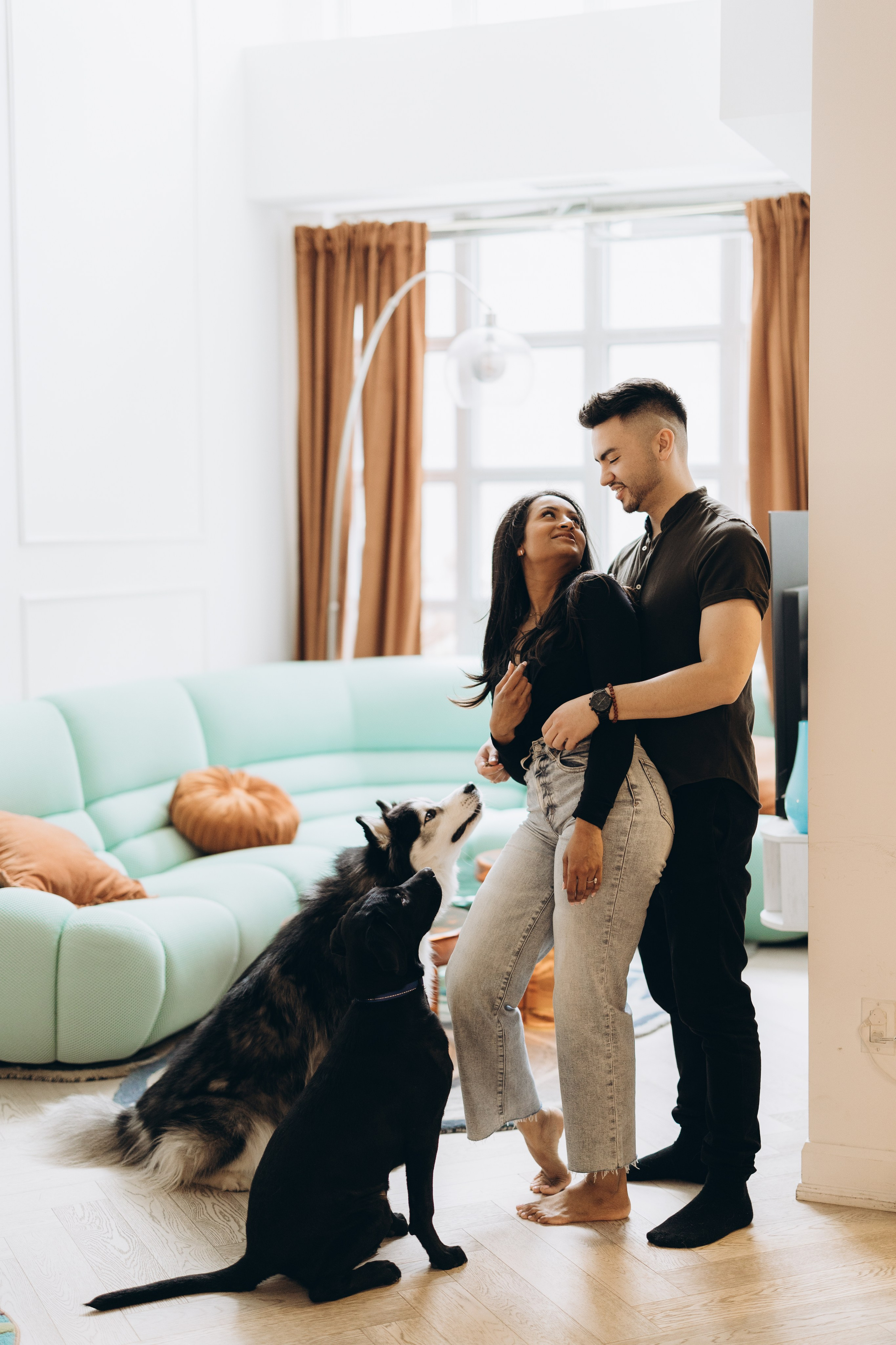 Love at home!. Wedding Photographer Toronto