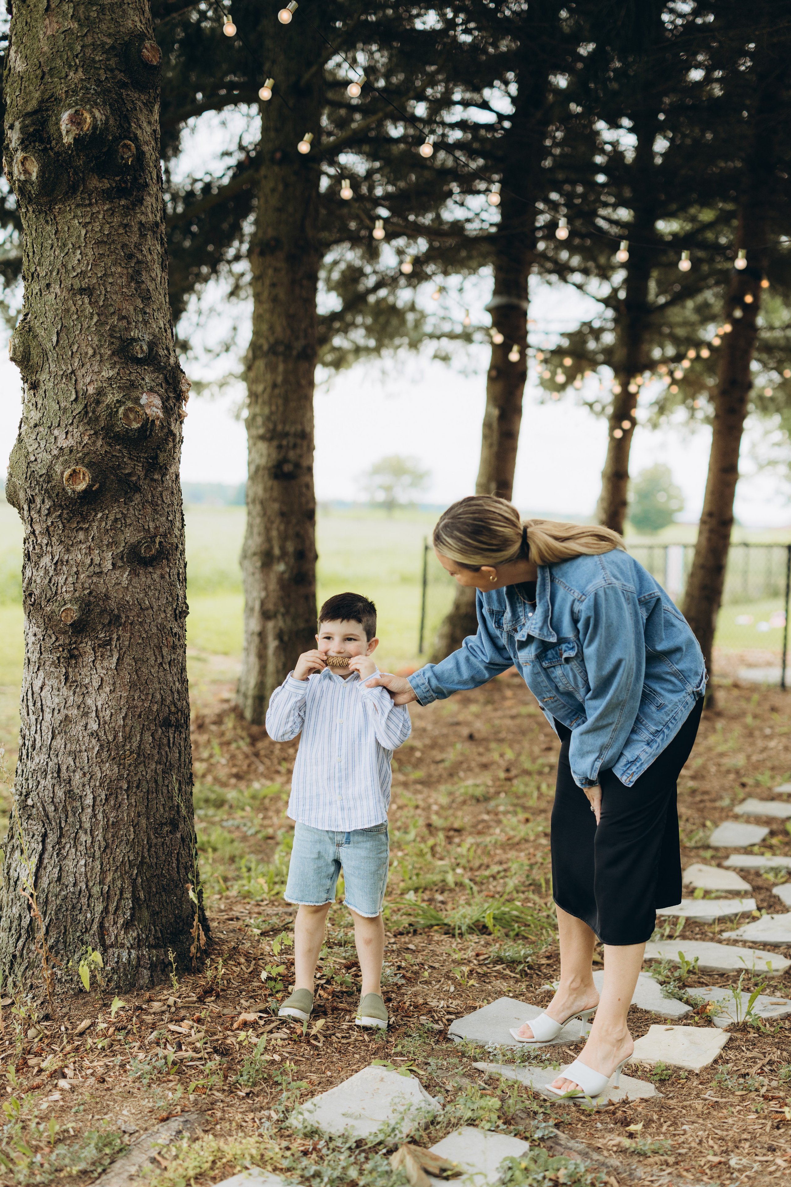 Fall family session. Wedding Photographer Toronto