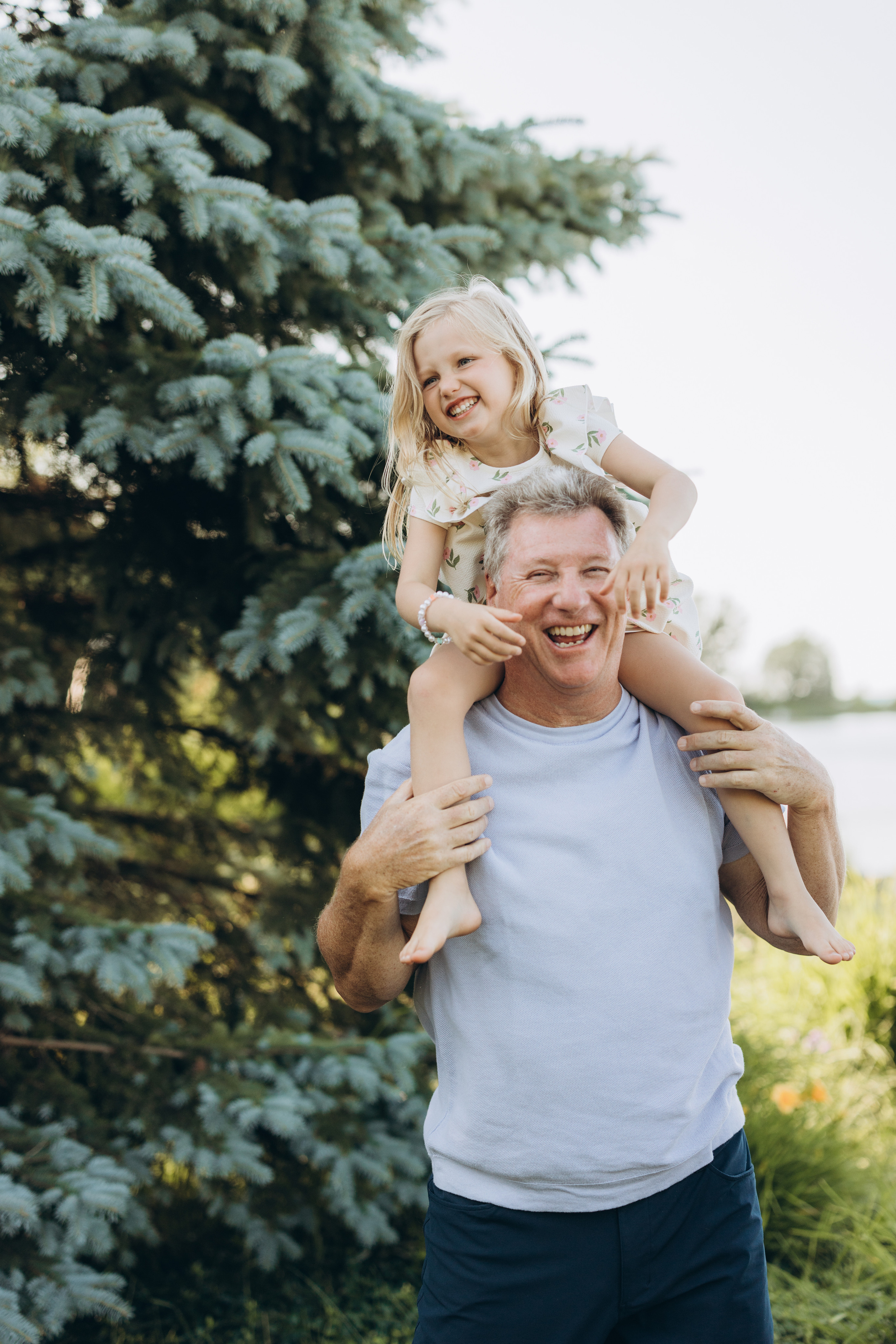 Family time. Wedding Photographer Toronto