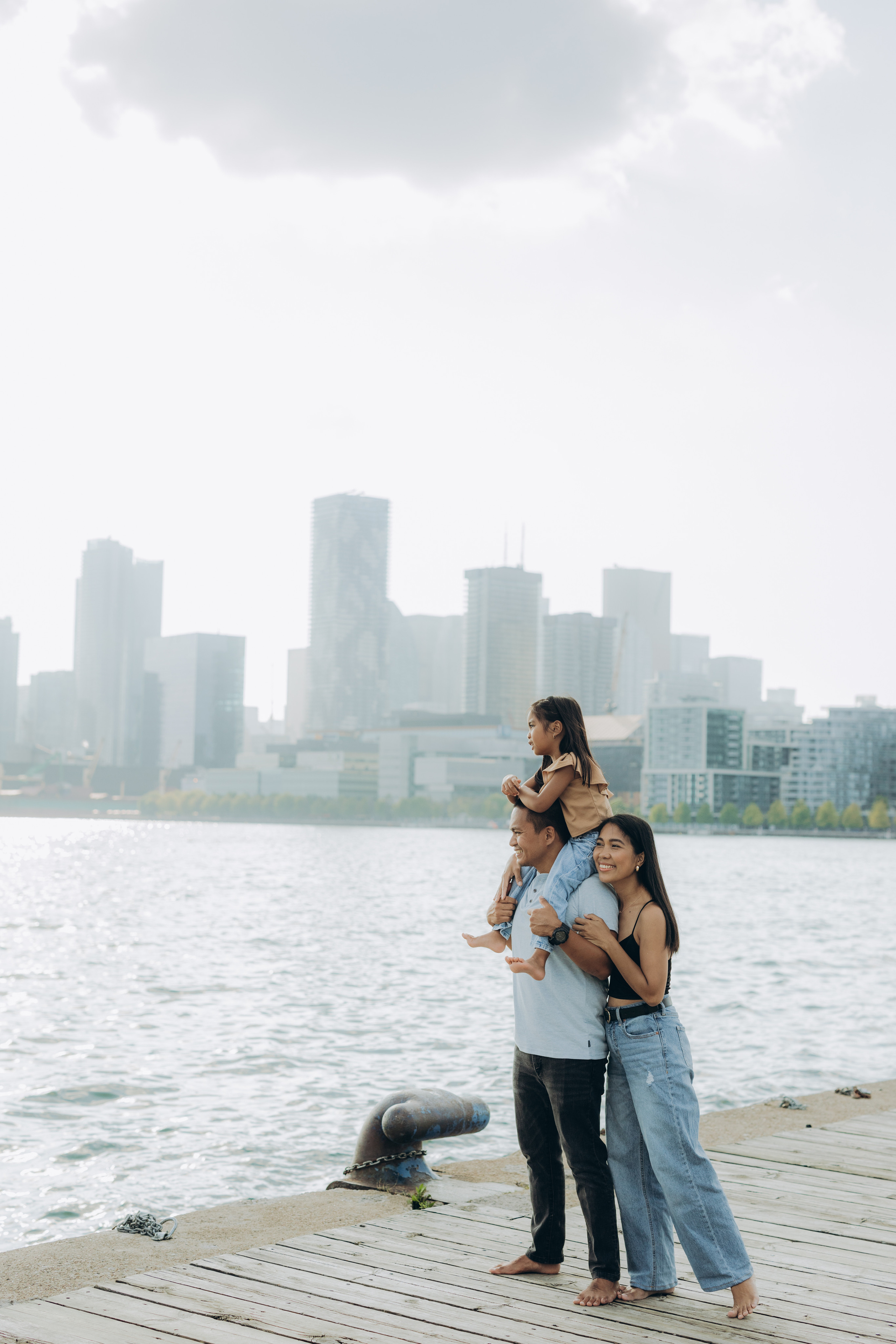 Family session in Toronto. Wedding Photographer Toronto