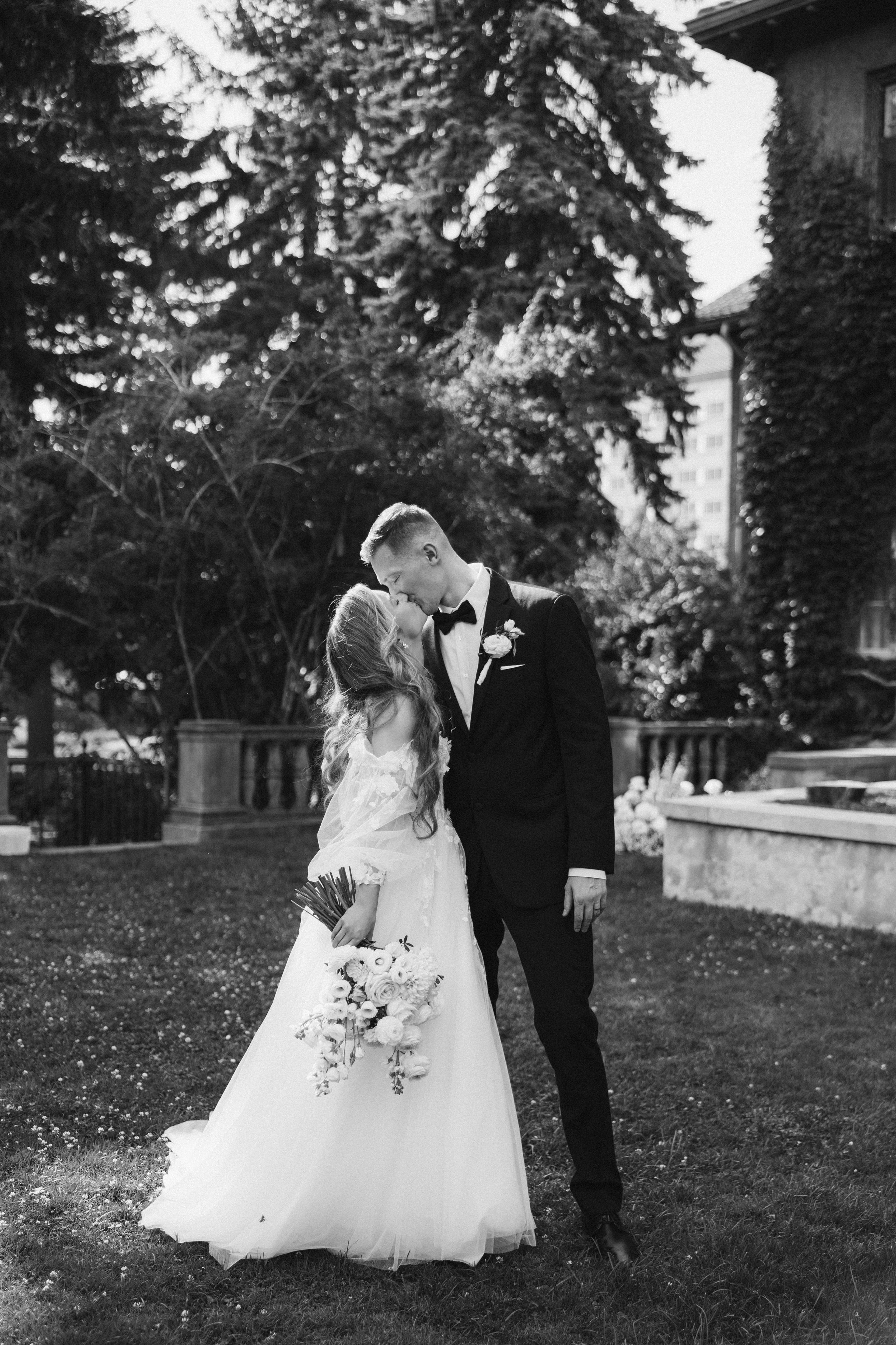 Dasha&Alex. Wedding Photographer Toronto