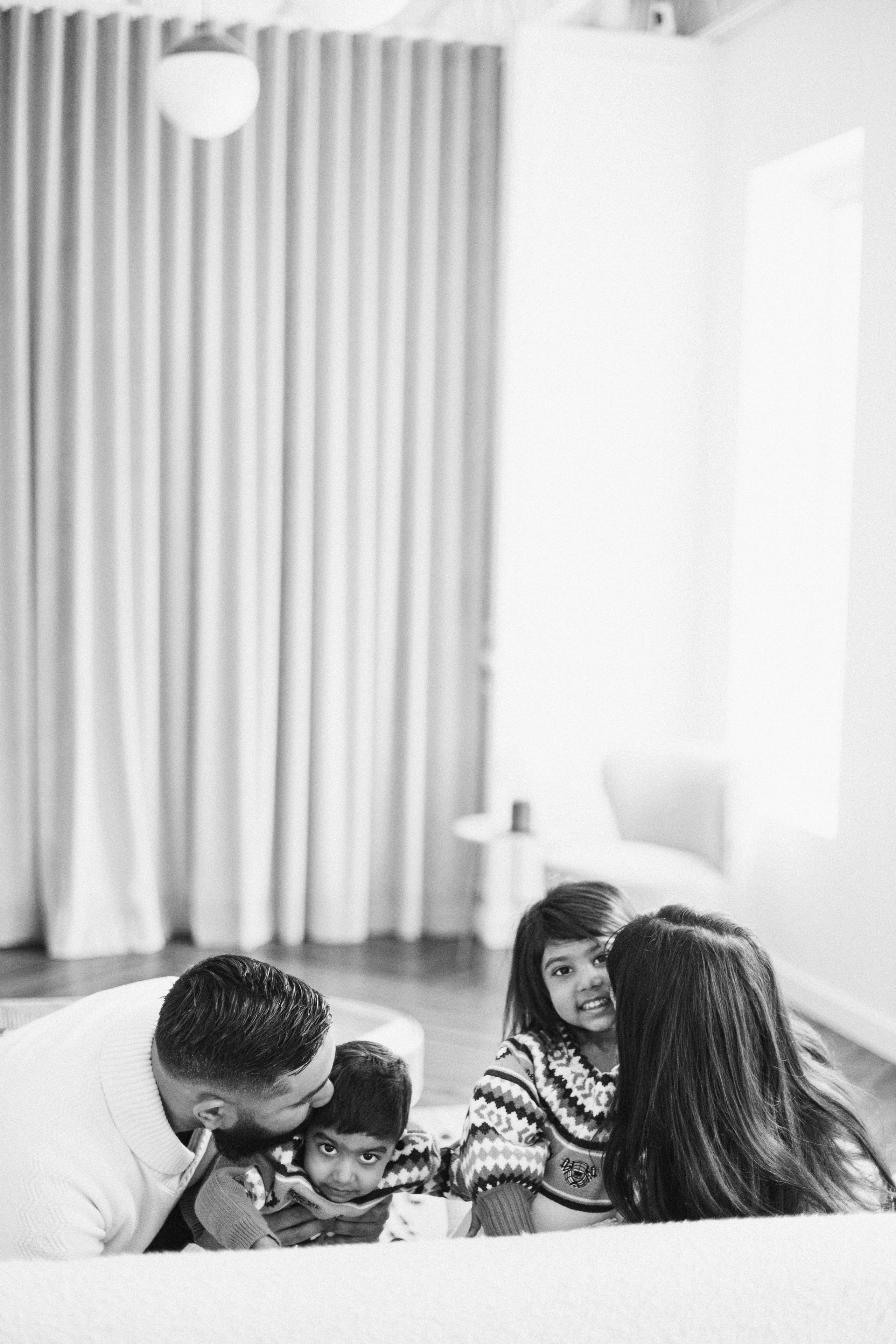Family session. Wedding Photographer Toronto