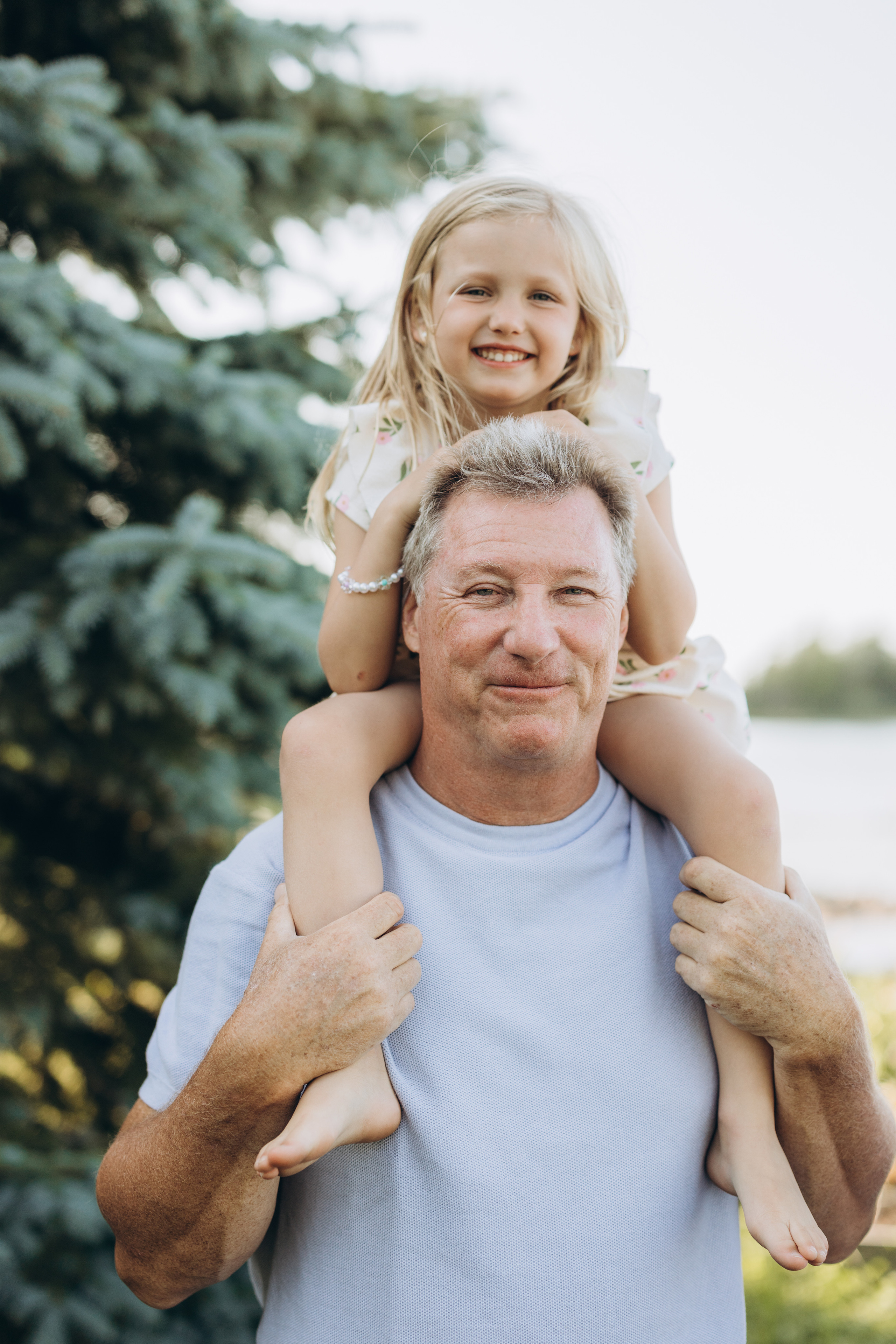 Family time. Wedding Photographer Toronto