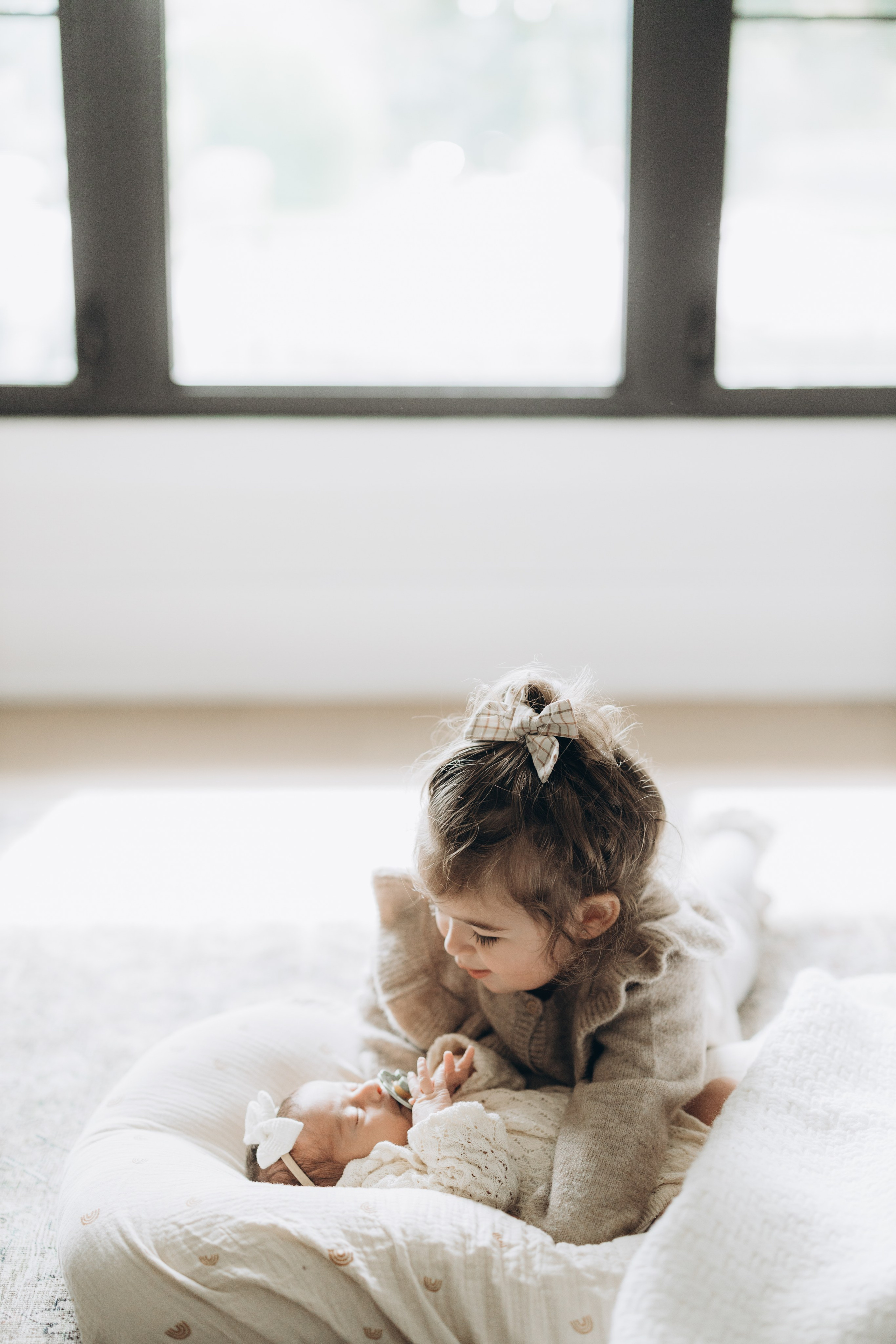 Newborn/family photo session. Wedding Photographer Toronto