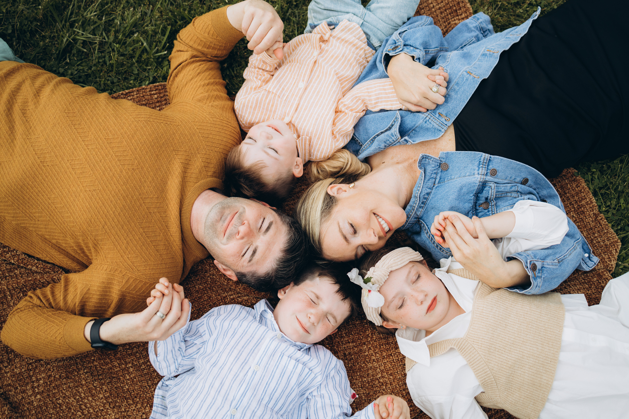 Fall family session. Wedding Photographer Toronto