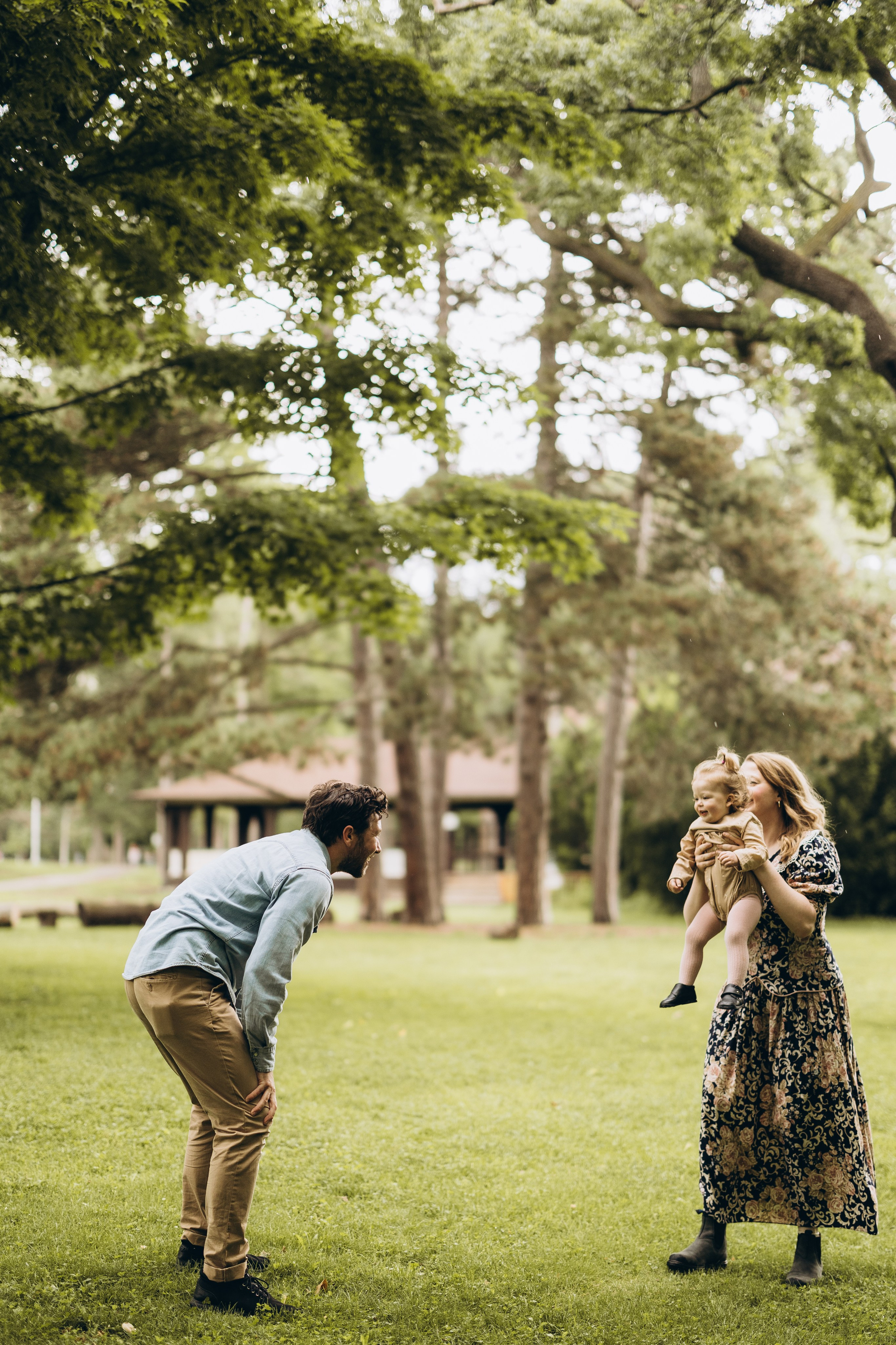 Under the rain. Wedding Photographer Toronto