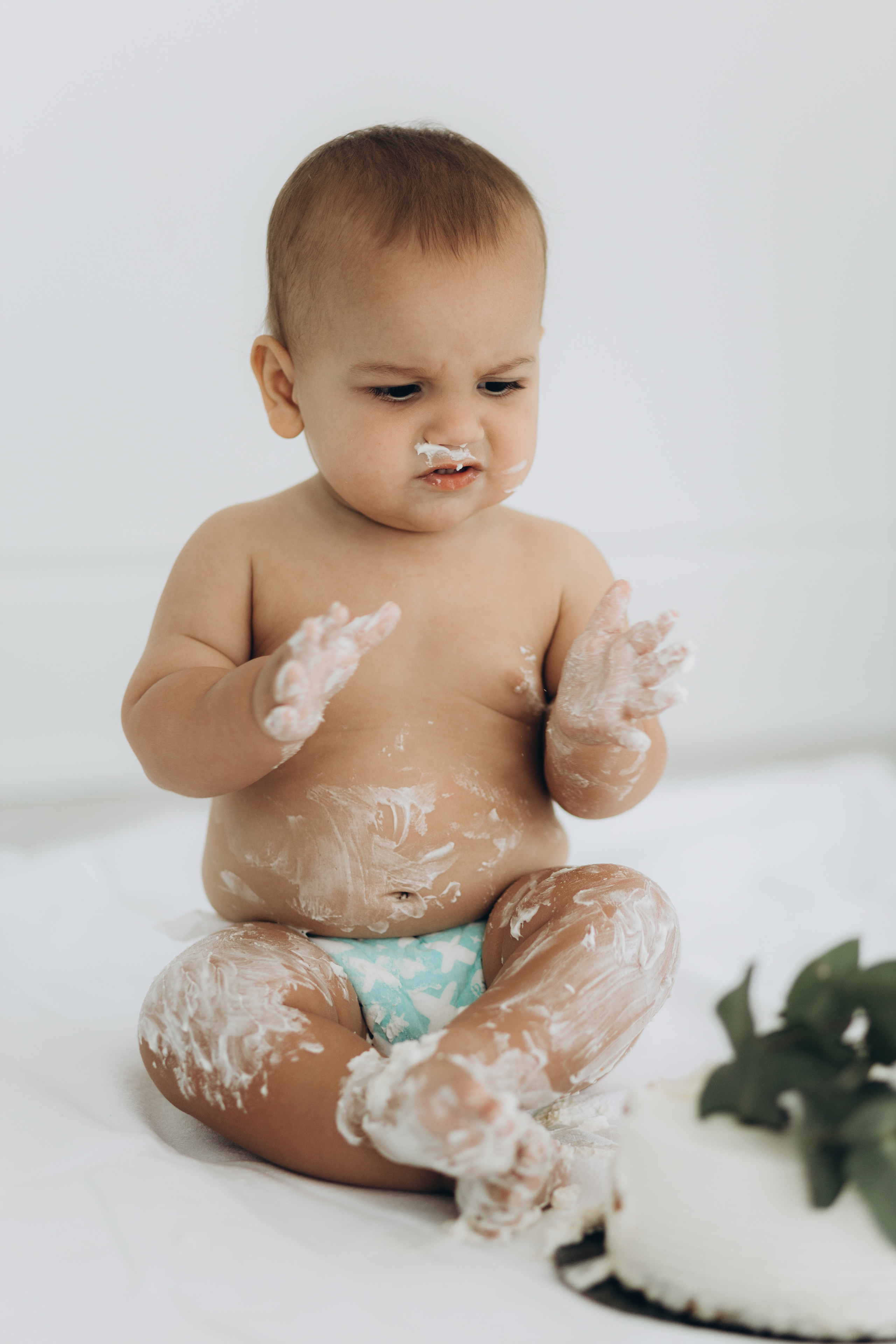 Cake smash. Wedding Photographer Toronto
