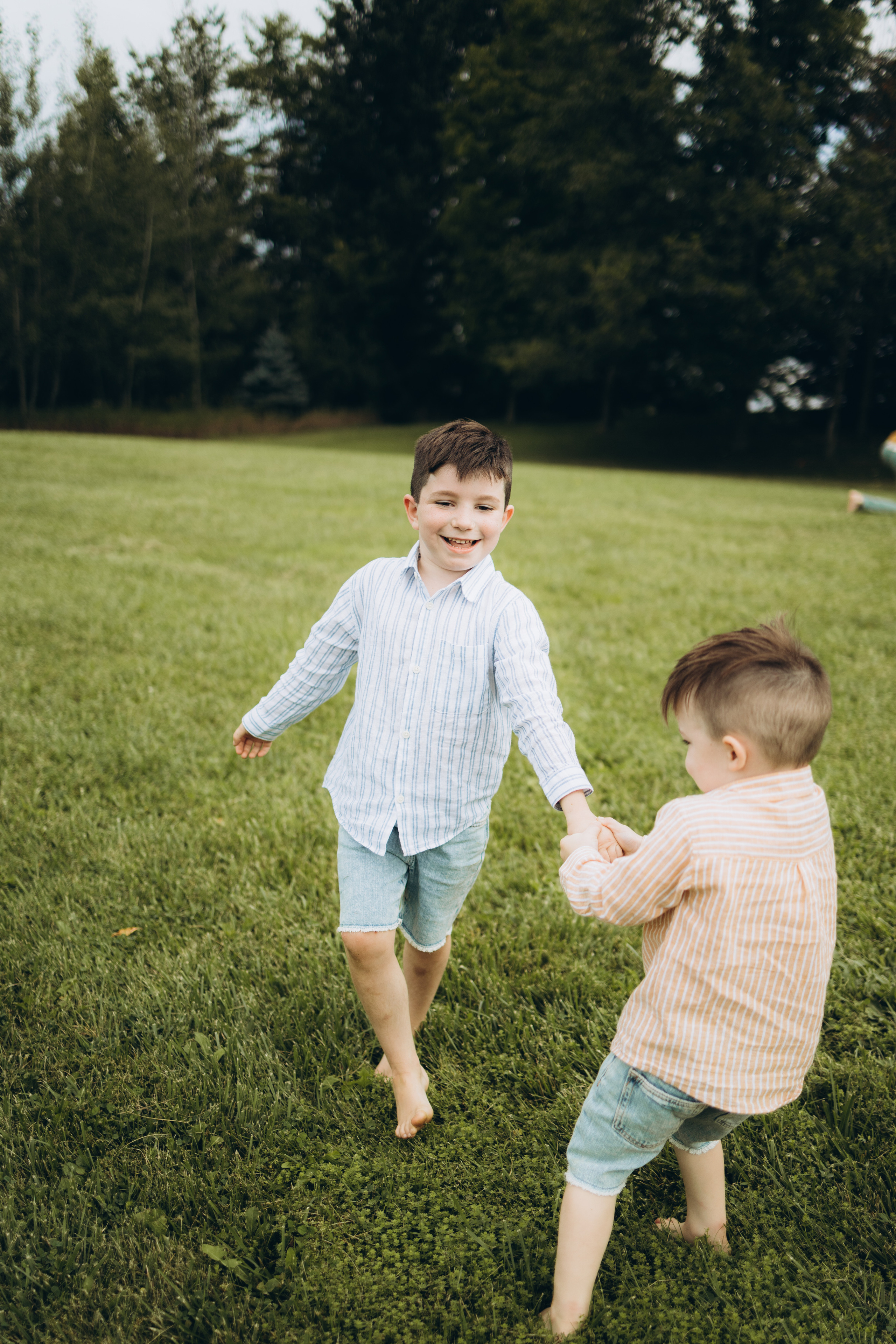 Fall family session. Wedding Photographer Toronto
